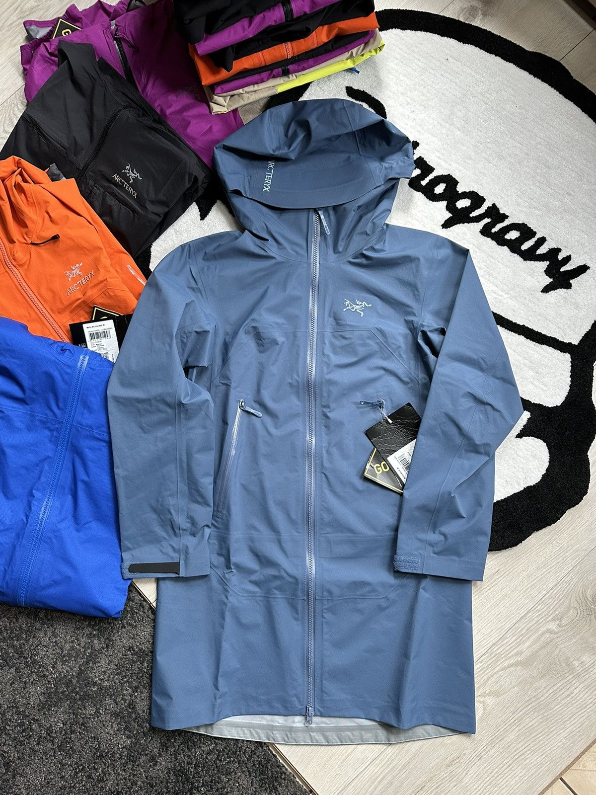 image of Arcteryx Beta Coat Women’S Xs in Moonlit, Women's