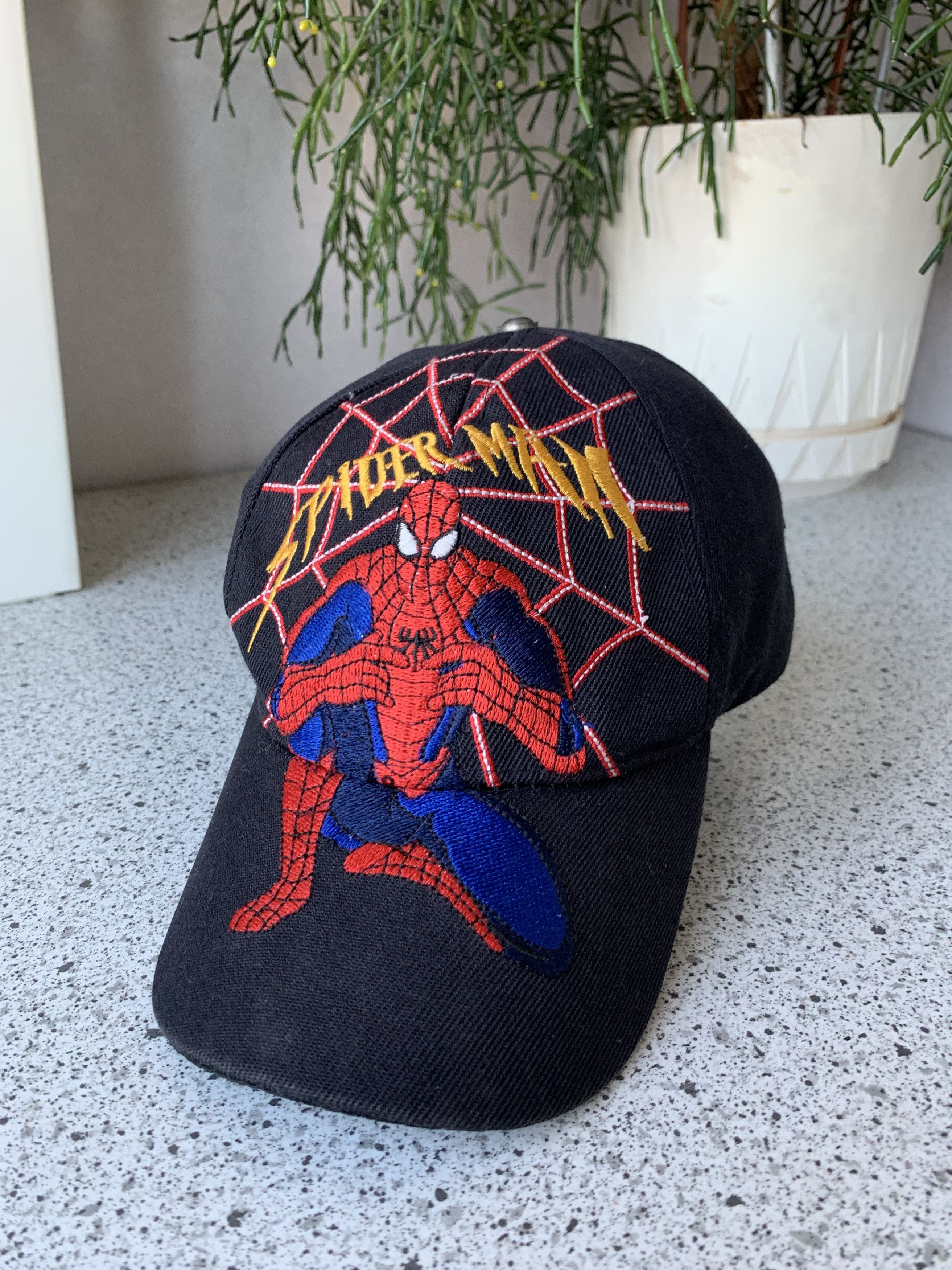 Marvel Comics Spider Man Vintage Cap Youth Size Size ONE SIZE - 4 Thumbnail