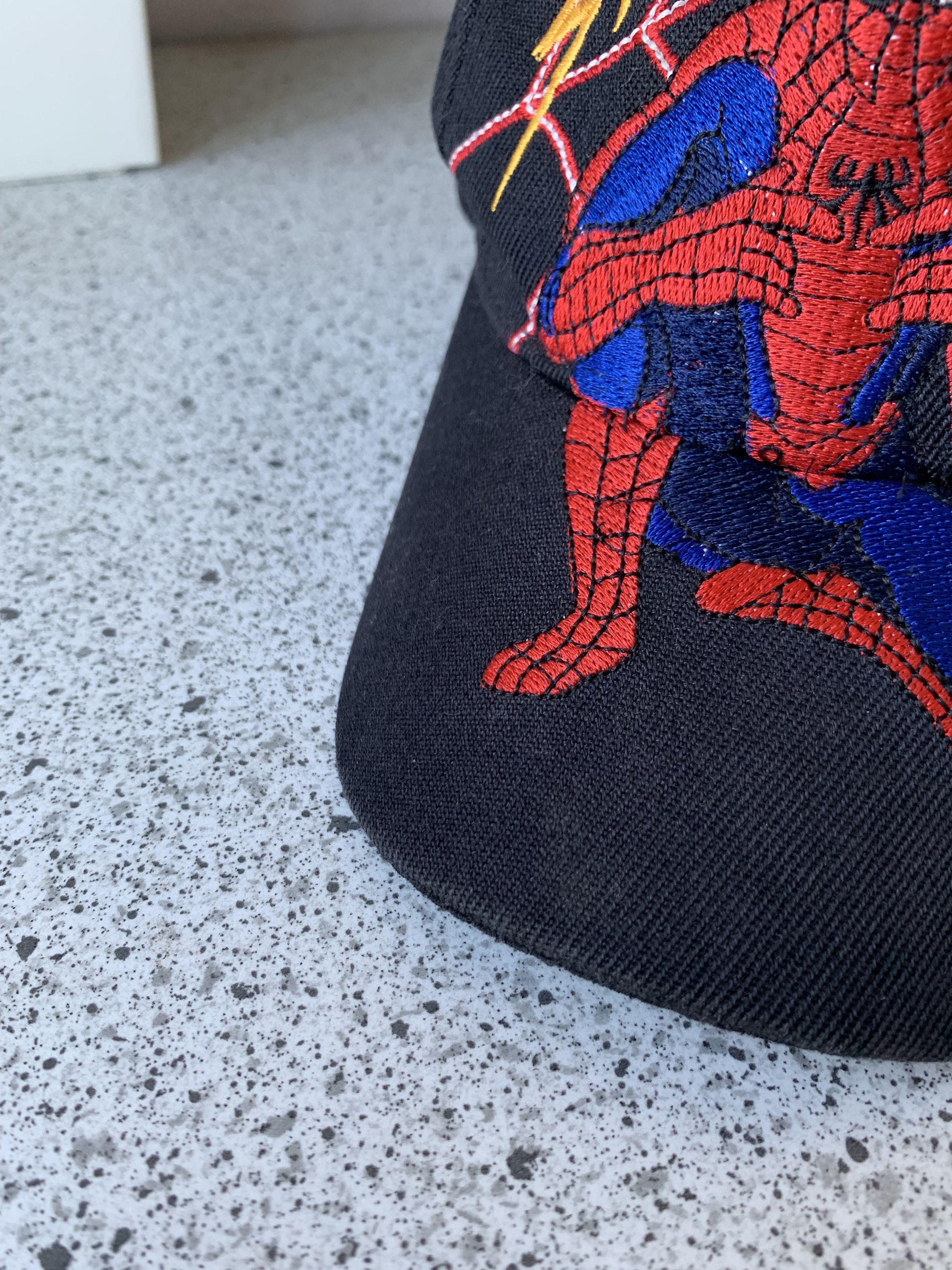 Marvel Comics Spider Man Vintage Cap Youth Size Size ONE SIZE - 5 Thumbnail