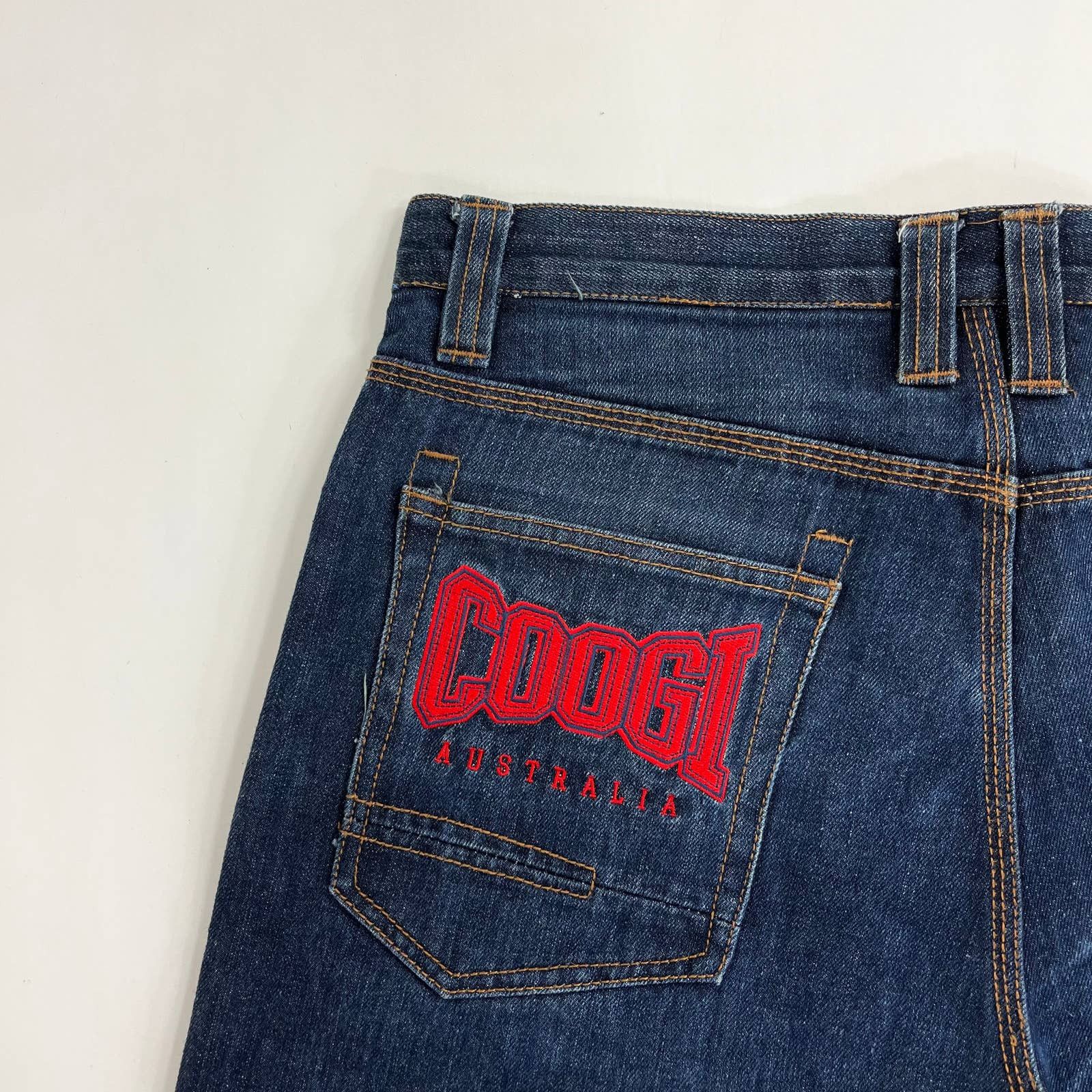 Coogi × Japanese Brand Vintage 90s Coogi Rap Style Essential Graphic Denim Jeans Size US 32 / EU 48 - 3 Thumbnail
