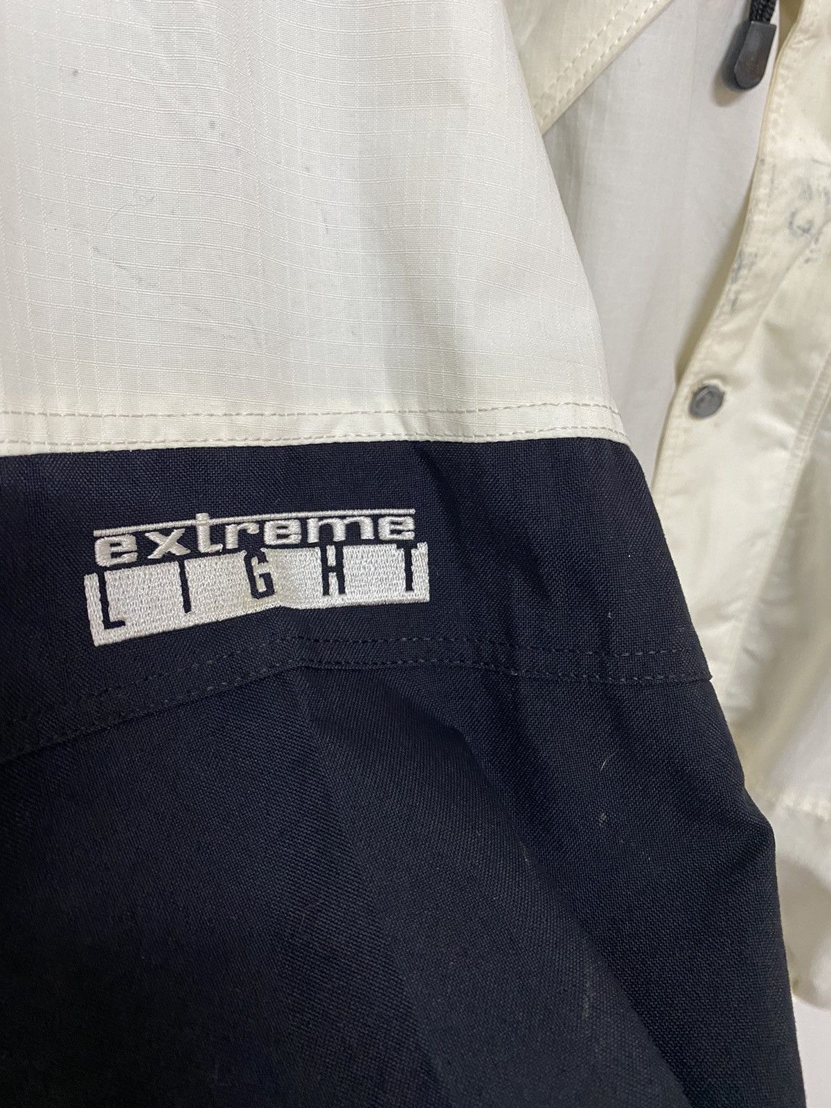 The North Face Vintage The North Face Jacket Dermizax Extreme Light Jacket Size US L / EU 52-54 / 3 - 9 Thumbnail