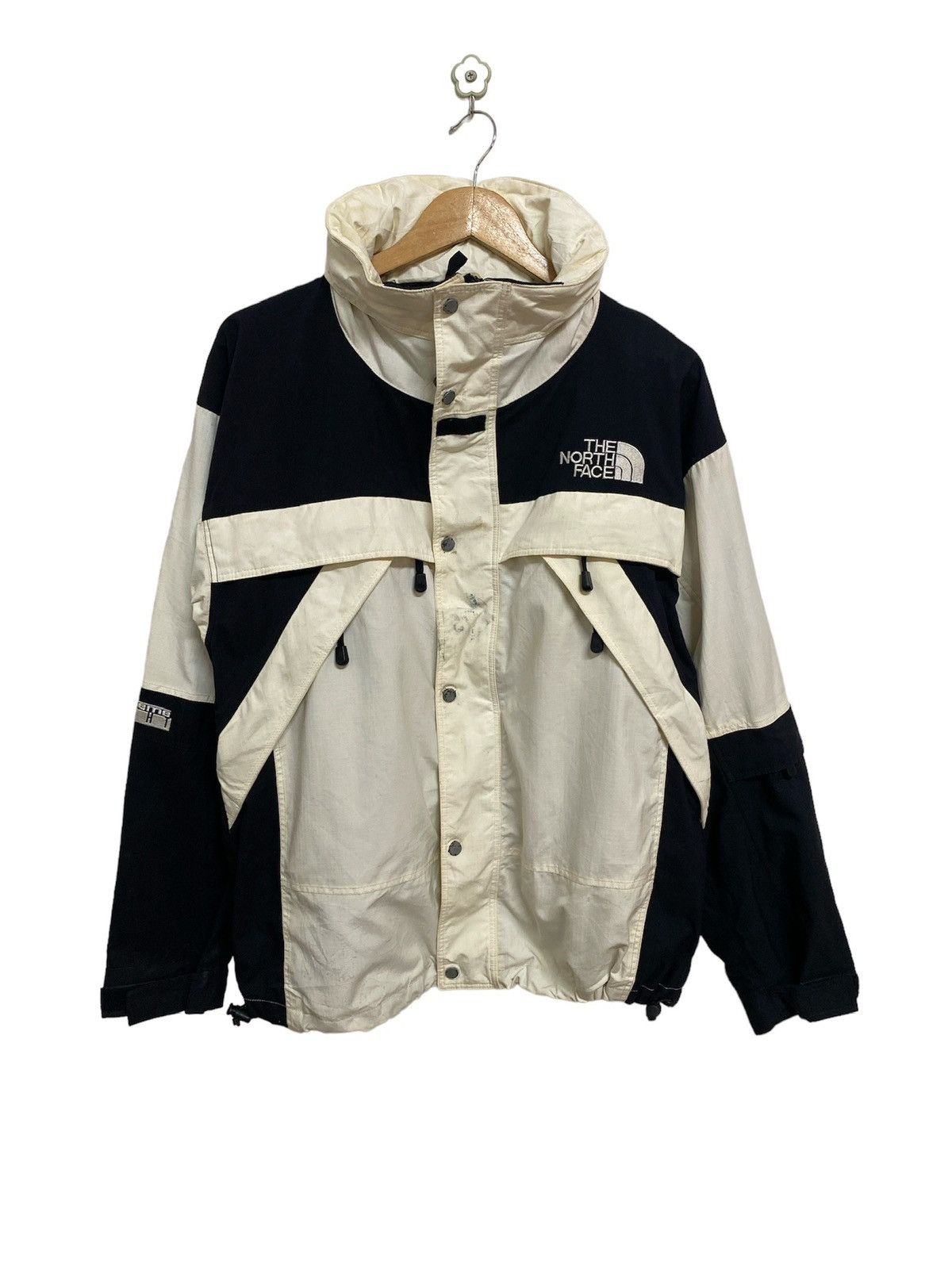 The North Face Vintage The North Face Jacket Dermizax Extreme Light Jacket Size US L / EU 52-54 / 3 - 3 Thumbnail