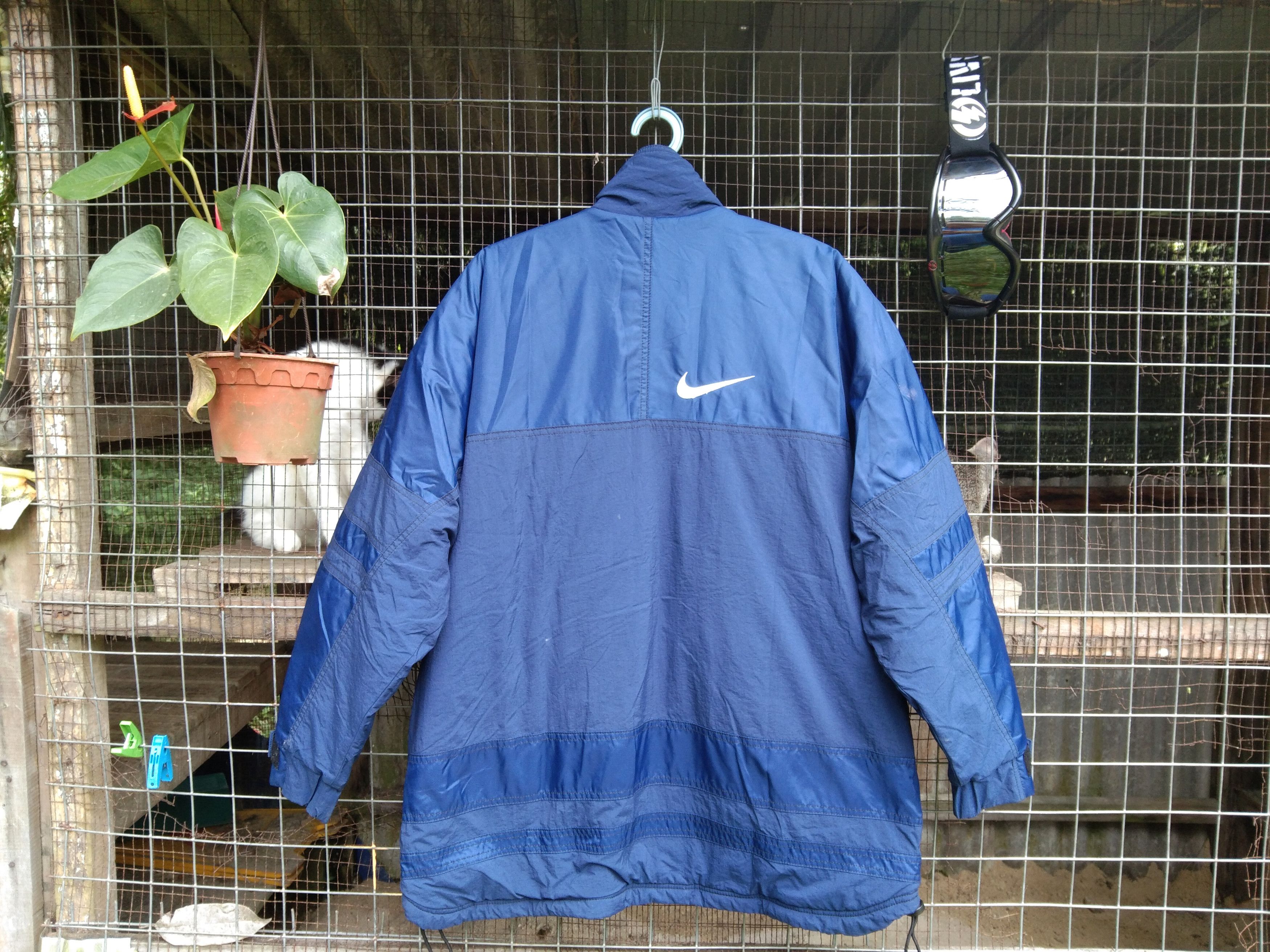 Nike VINTAGE NIKE QUILTED JACKET Size US L / EU 52-54 / 3 - 7 Thumbnail