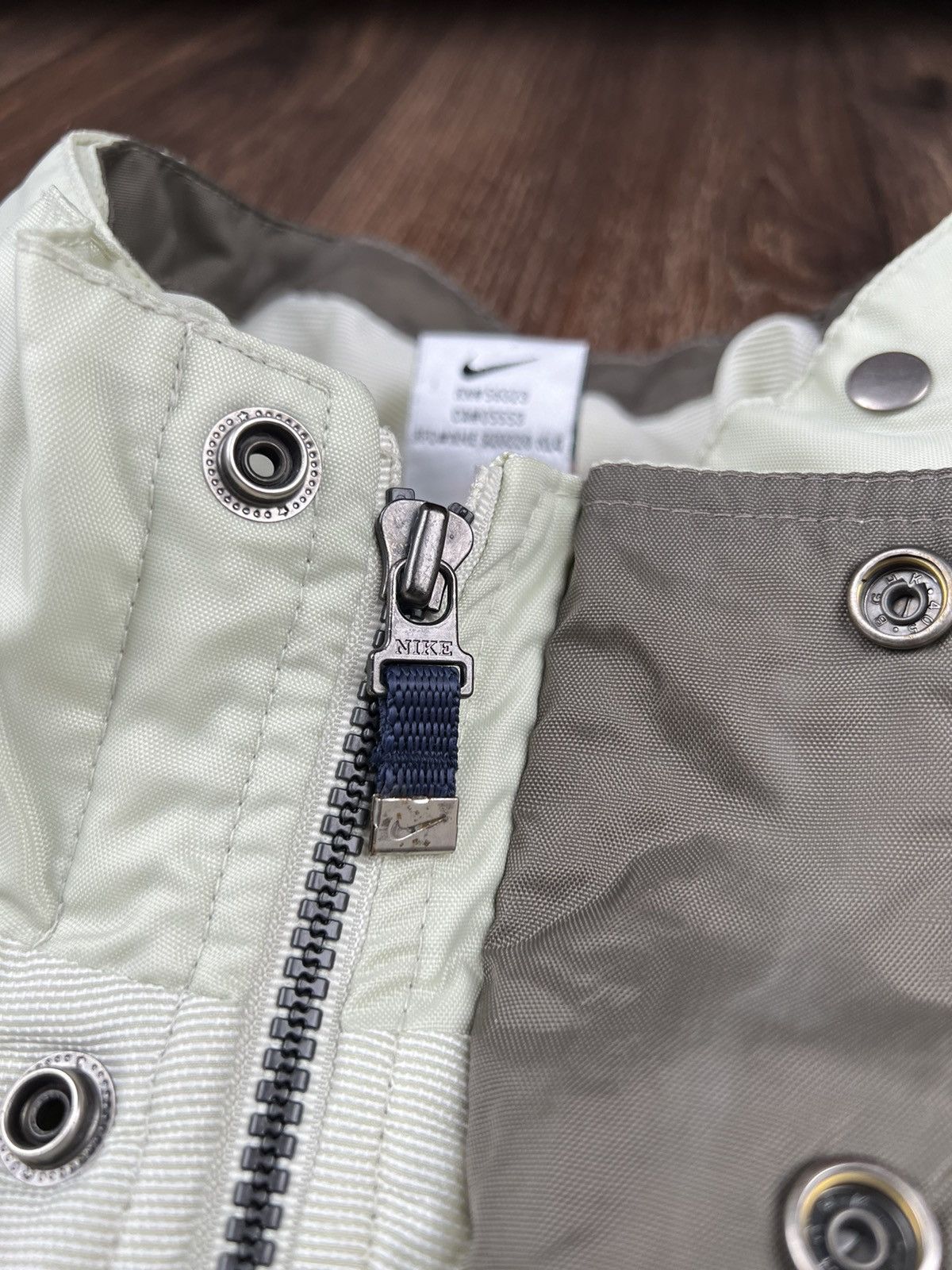 Nike Nike Vintage Nylon Coat Logo Parka Jacket Beige Cream White Size US XXL / EU 58 / 5 - 18 Thumbnail