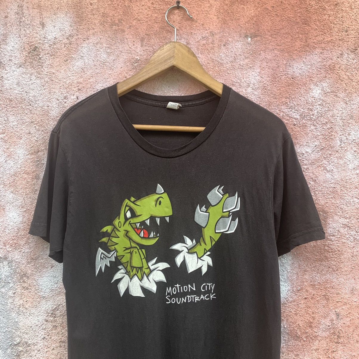 Band Tees Thrashed Faded Motion City Soundtrack Band Tee Size US M / EU 48-50 / 2 - 2 Thumbnail