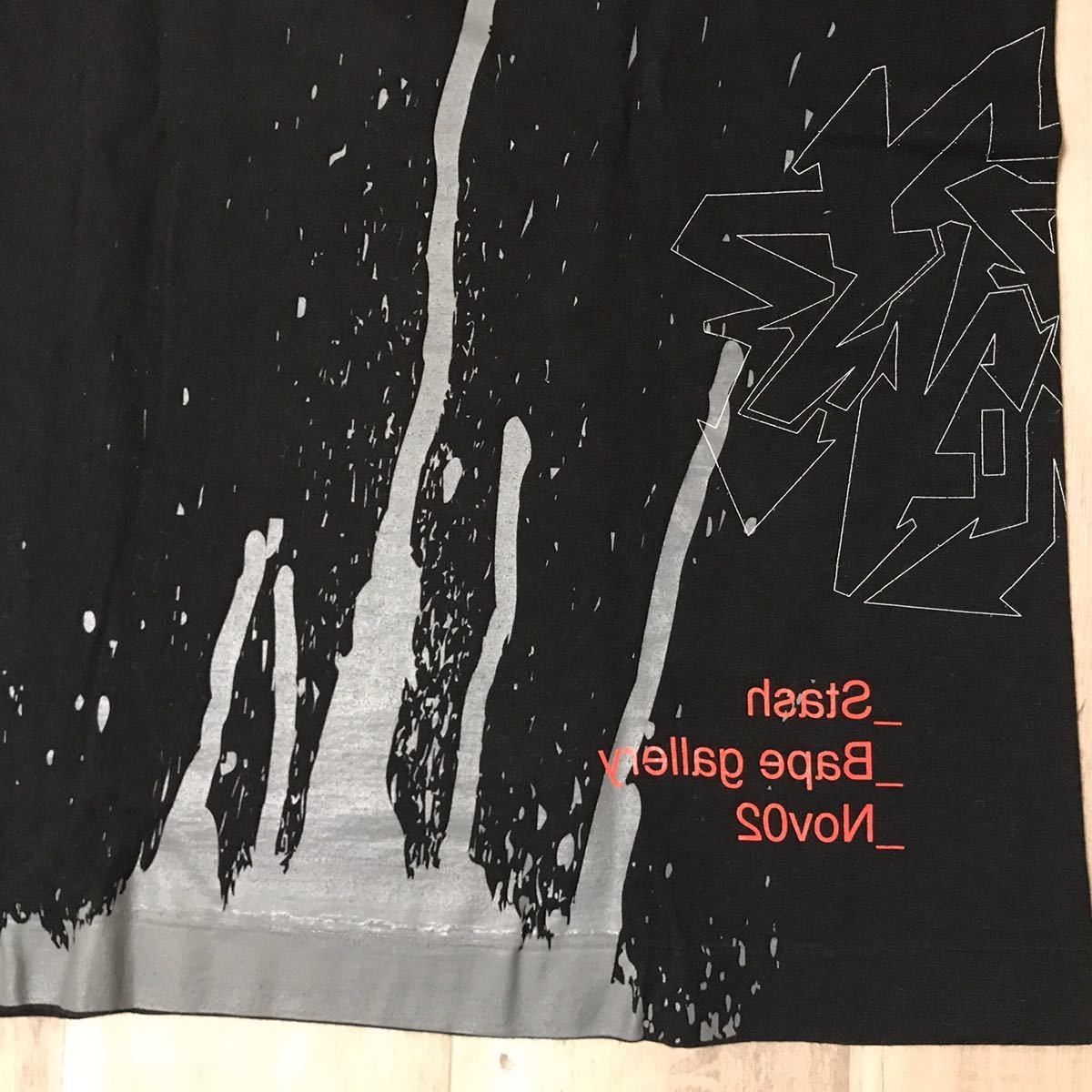 Bape 2002 Aoyama BAPE GALLERY stash exhibition limited T-shirt Size US L / EU 52-54 / 3 - 5 Thumbnail