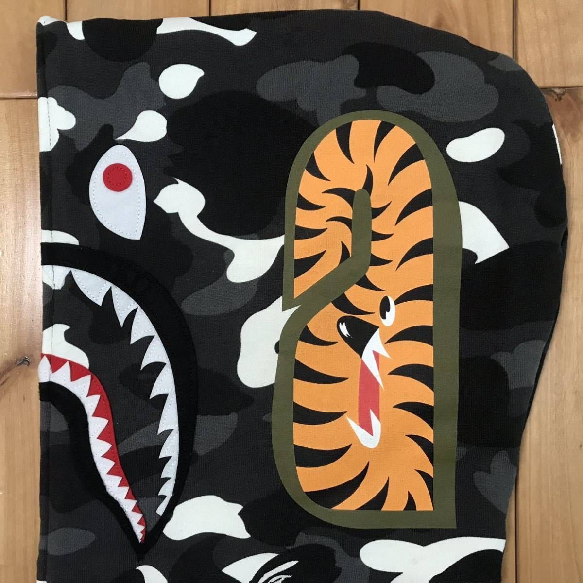 Bape 💫 glow in the dark💫 city camo Shark full zip hoodie Size US L / EU 52-54 / 3 - 5 Thumbnail