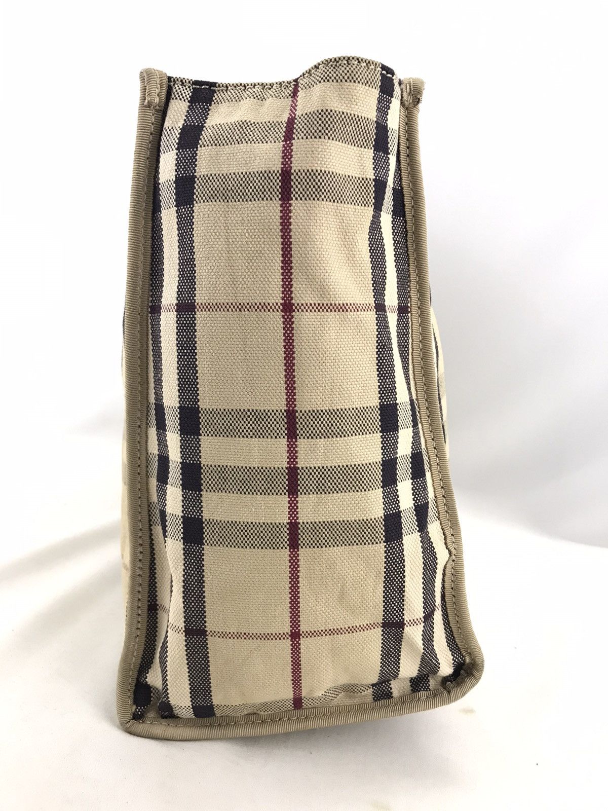 Burberry 🔥Hot item🔥Authentic Burberry Nova Check Handbag Size ONE SIZE - 7 Thumbnail
