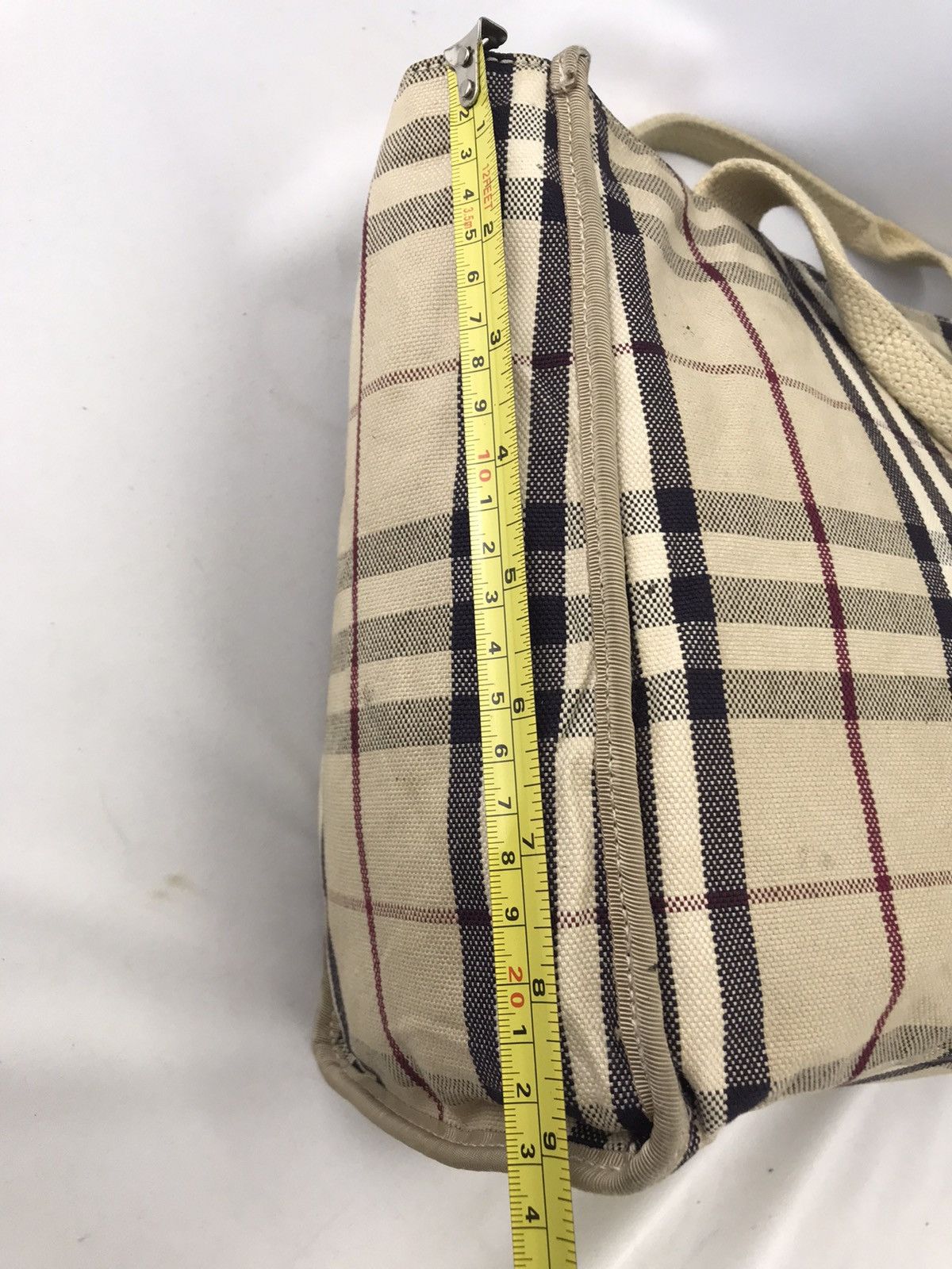 Burberry 🔥Hot item🔥Authentic Burberry Nova Check Handbag Size ONE SIZE - 14 Thumbnail