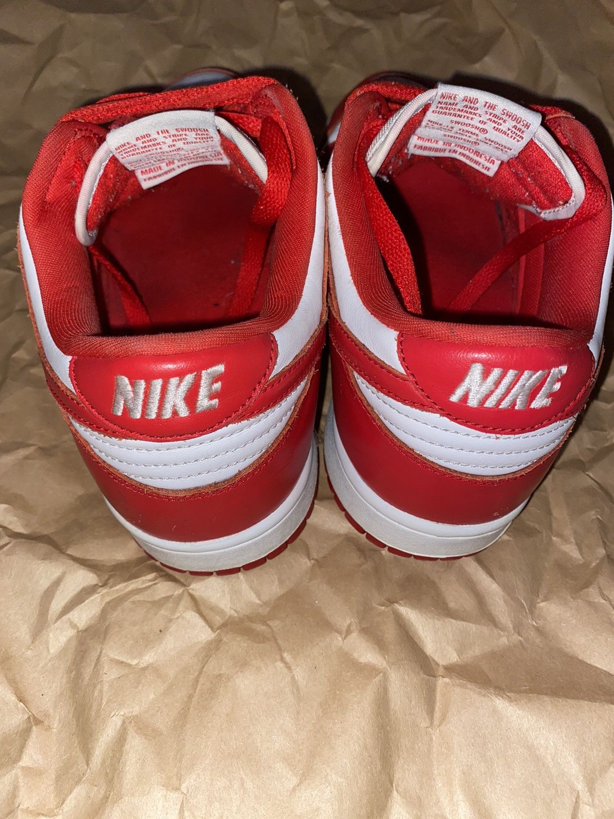 Nike Nike Dunk Low University Red Size US 8 / EU 41 - 2 Thumbnail