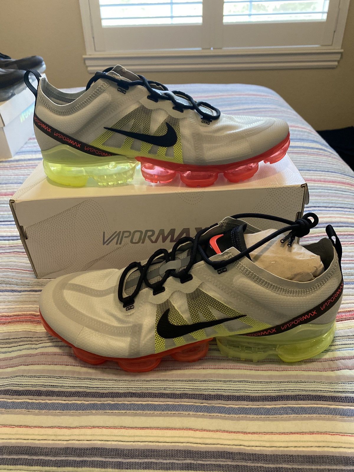 vapormax neon collection