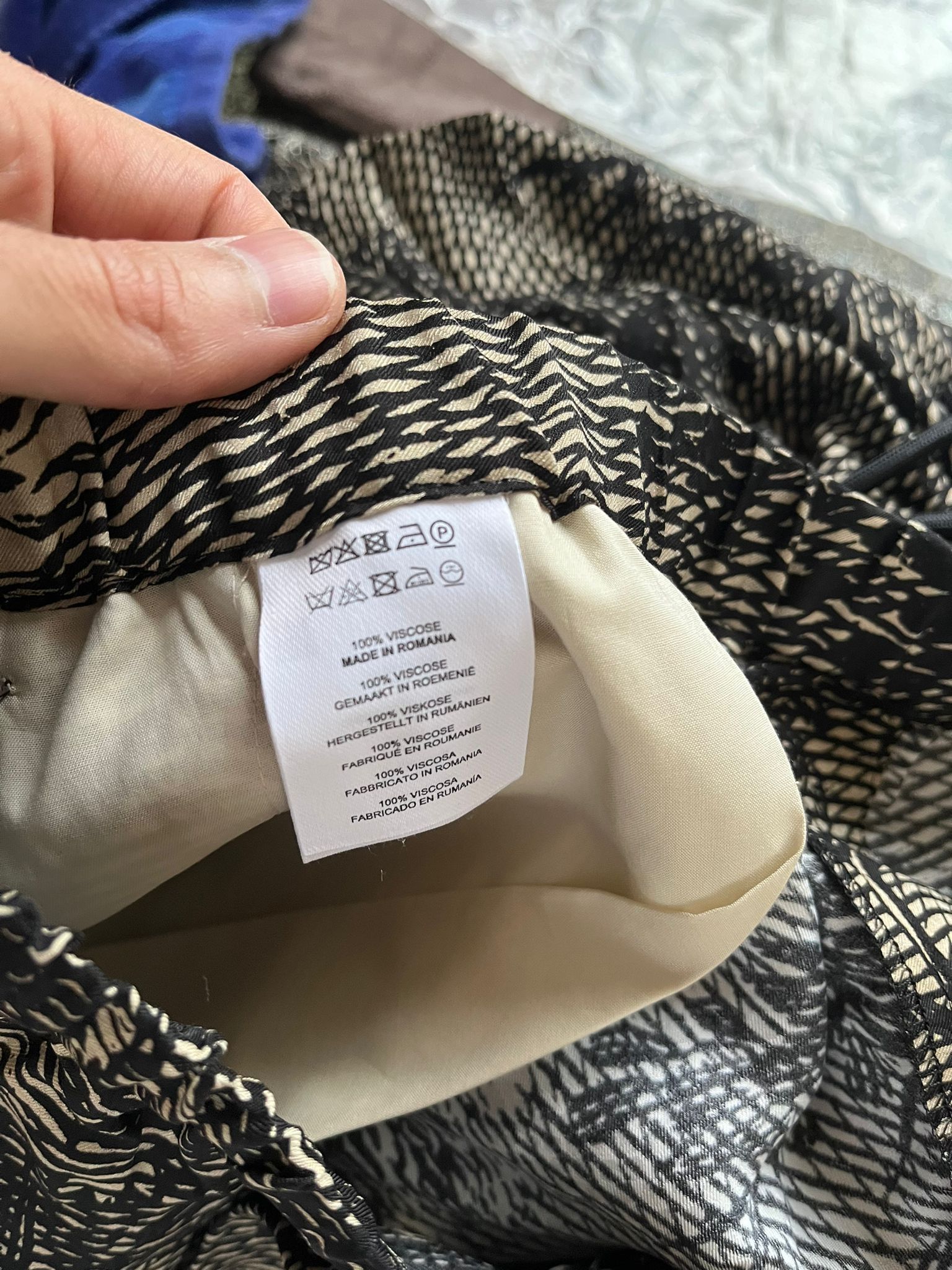 Dries Van Noten Piperi Shorts in Multicolor Size US 36 / EU 52 - 15 Thumbnail