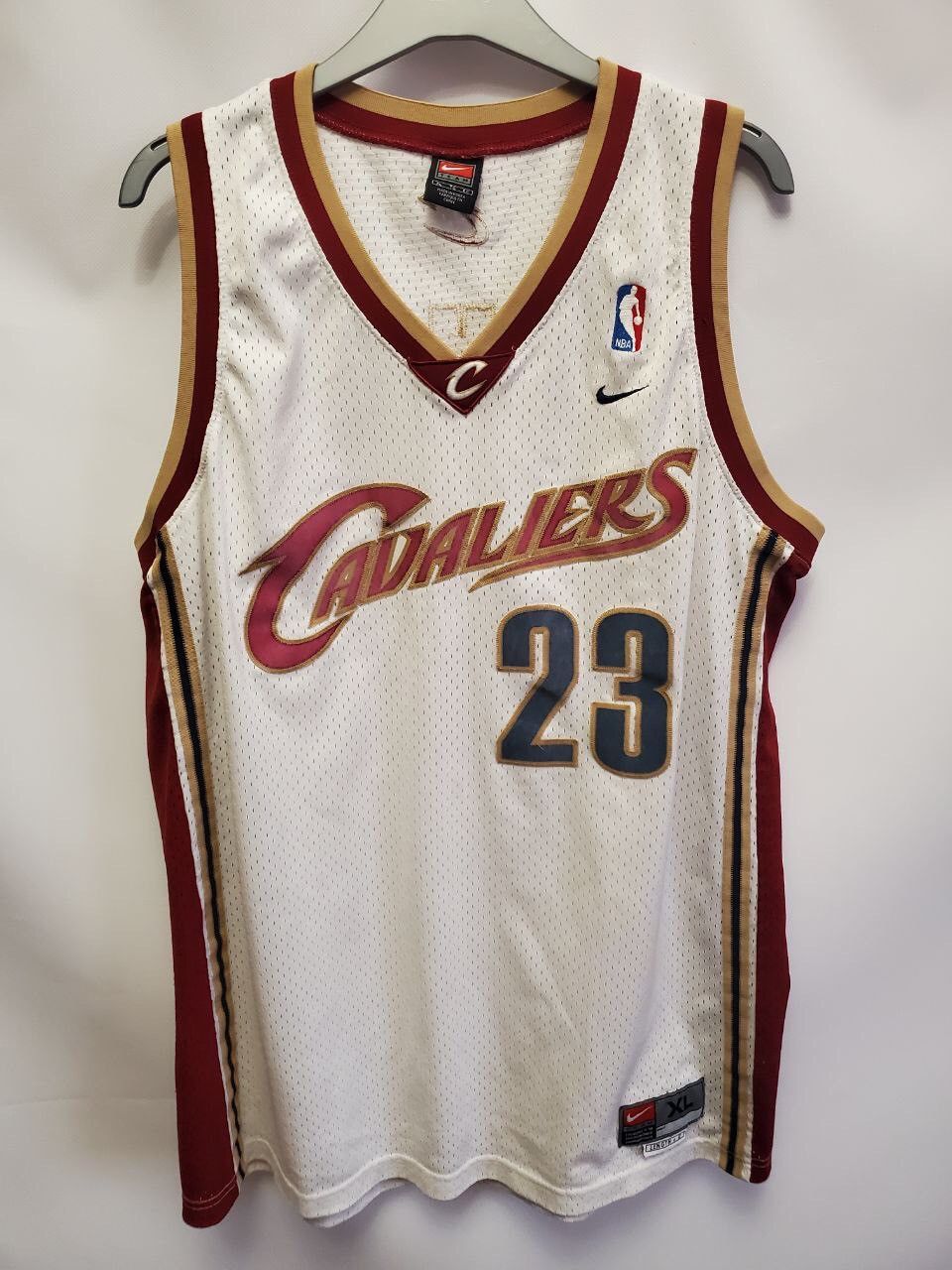 Vintage #23 LEBRON JAMES Cleveland Cavaliers NBA Nike Jersey XXL