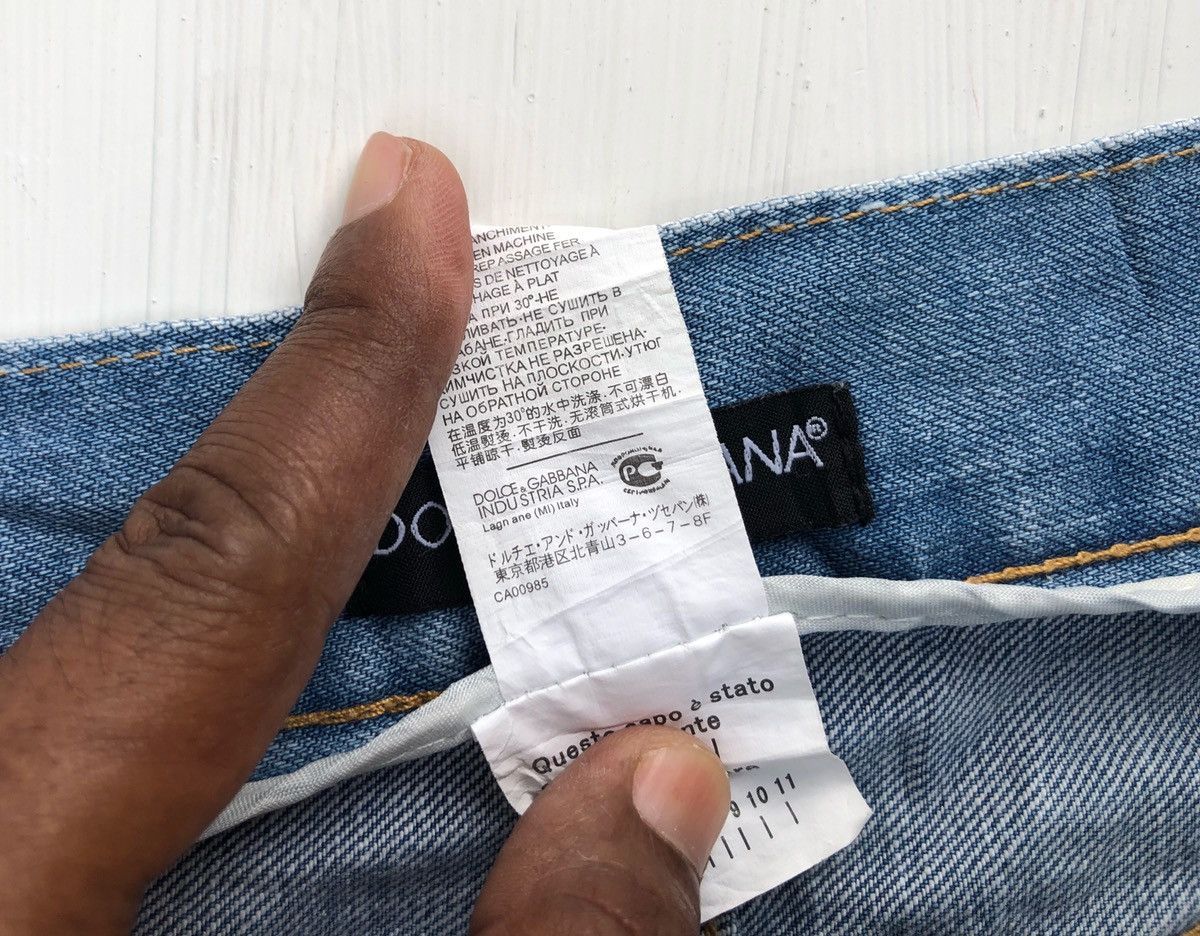 Dolce & Gabbana 🔥Mega Rare🔥D&G “Forever” Distressed Jeans Size US 33 - 10 Thumbnail