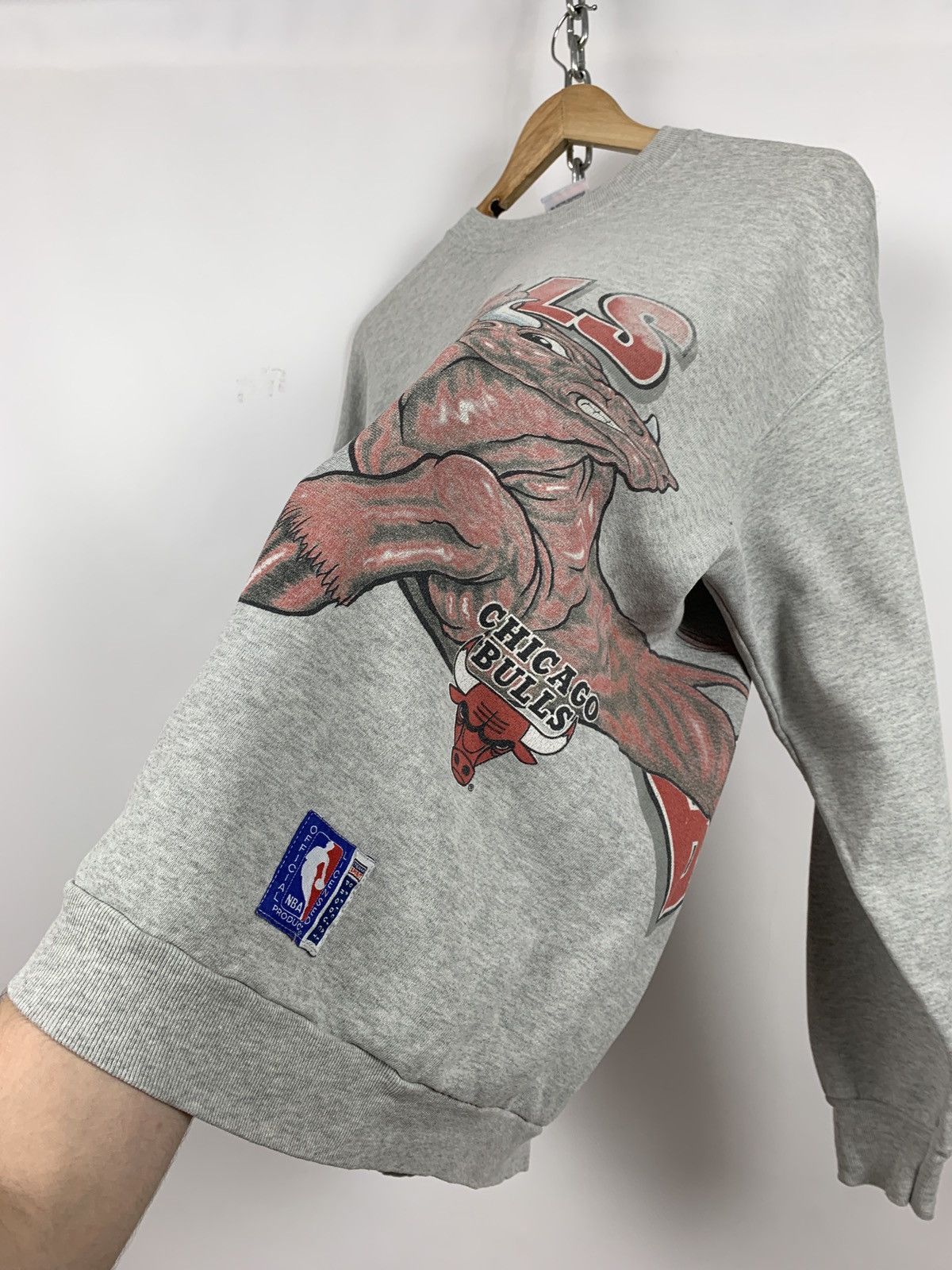 NBA 90s Vintage Chicago Bulls NBA Sweatshirt Size US XL / EU 56 / 4 - 3 Thumbnail
