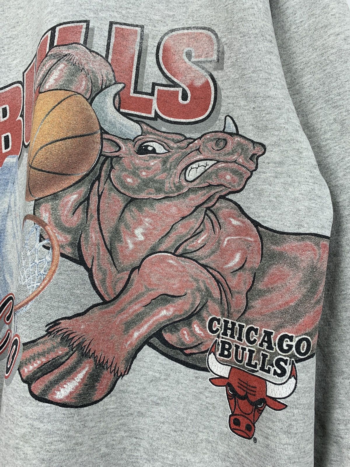 NBA 90s Vintage Chicago Bulls NBA Sweatshirt Size US XL / EU 56 / 4 - 12 Thumbnail