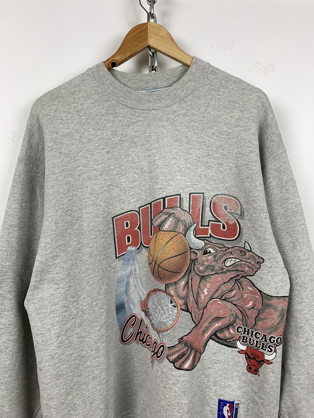 NBA 90s Vintage Chicago Bulls NBA Sweatshirt Size US XL / EU 56 / 4 - 4 Thumbnail