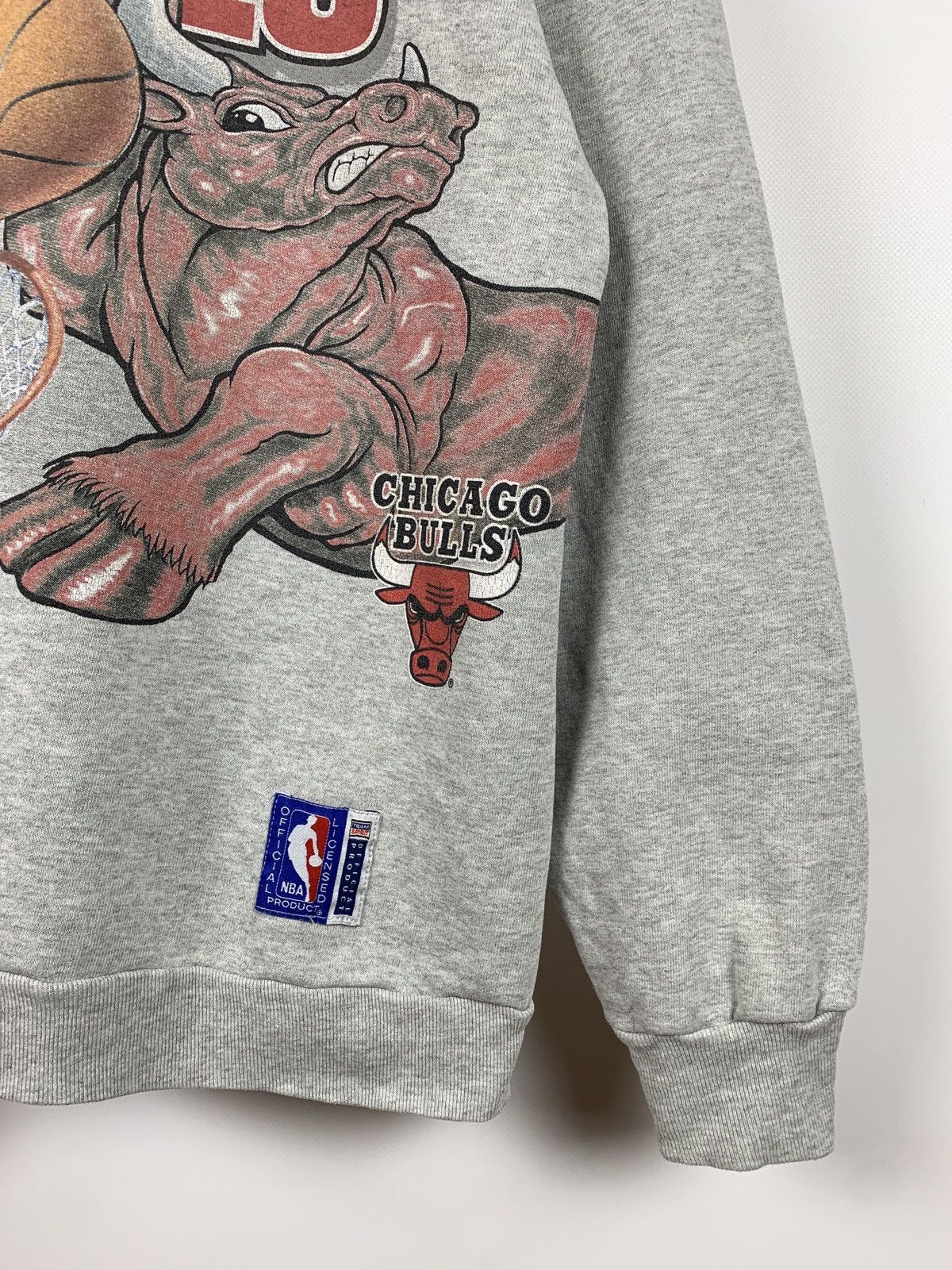 NBA 90s Vintage Chicago Bulls NBA Sweatshirt Size US XL / EU 56 / 4 - 9 Thumbnail