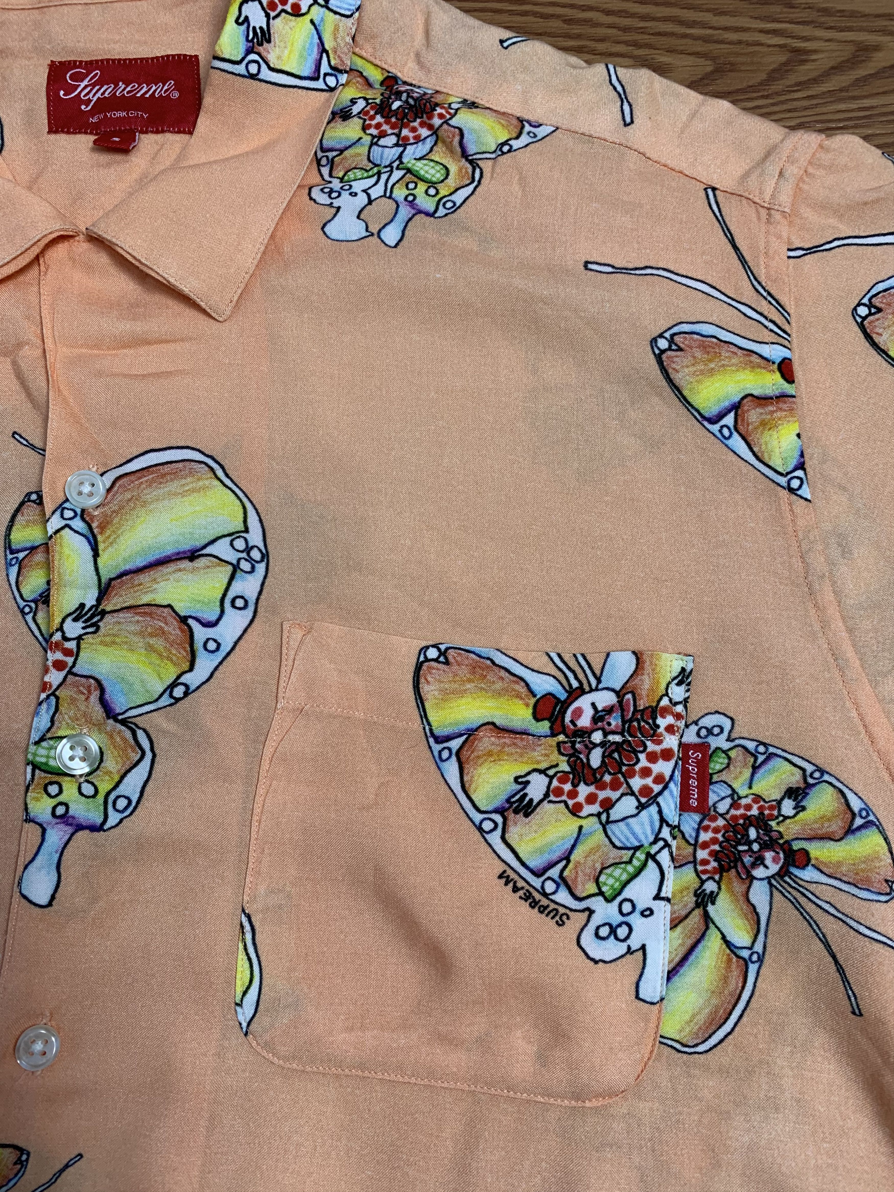Supreme Supreme SS16 Gonz Butterfly Peach Rayon Shirt Size US S / EU 44-46 / 1 - 5 Thumbnail