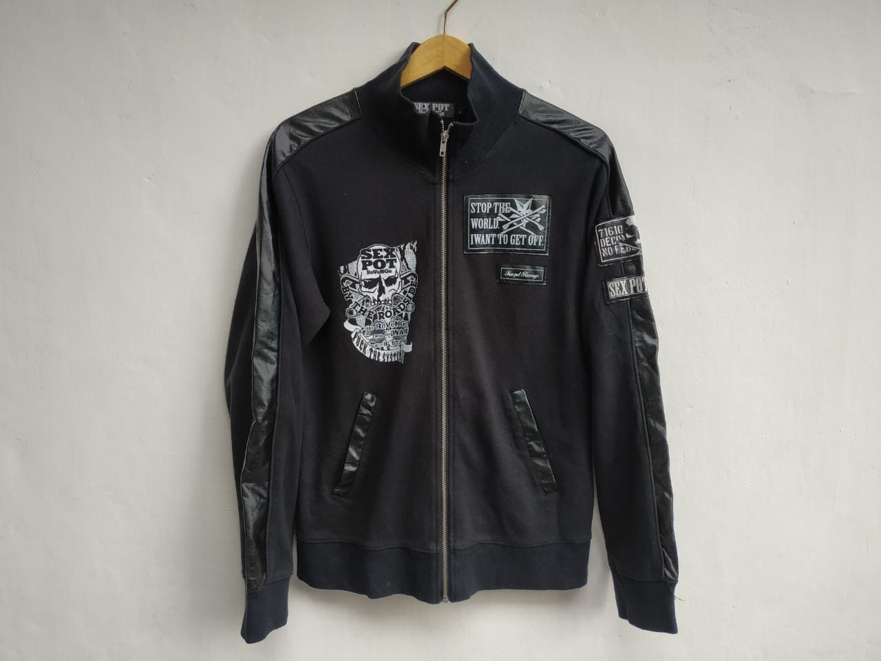 Japanese Brand Sexpot Revenge Skull Tracktop Size US M / EU 48-50 / 2 - 2 Thumbnail