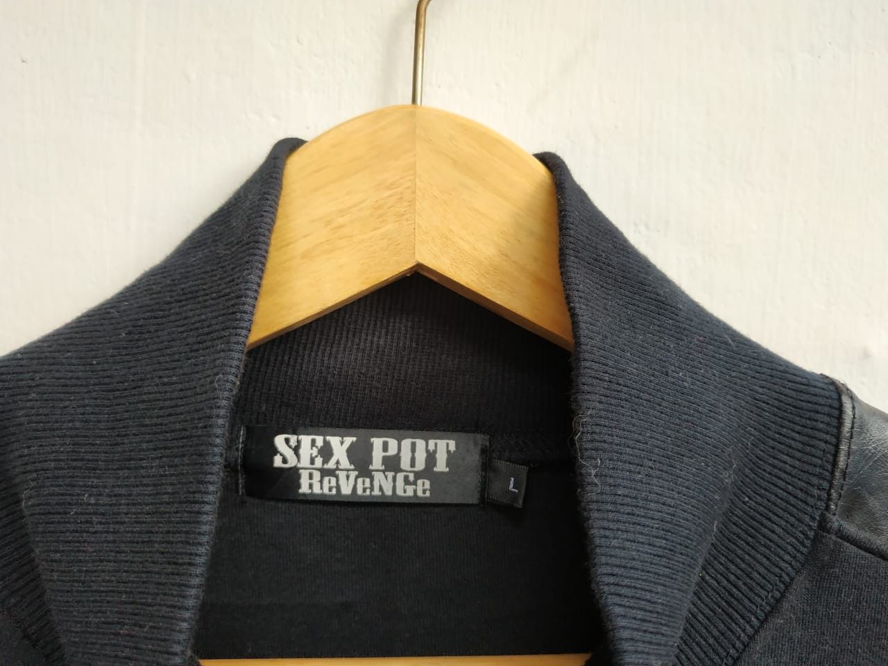 Japanese Brand Sexpot Revenge Skull Tracktop Size US M / EU 48-50 / 2 - 7 Thumbnail