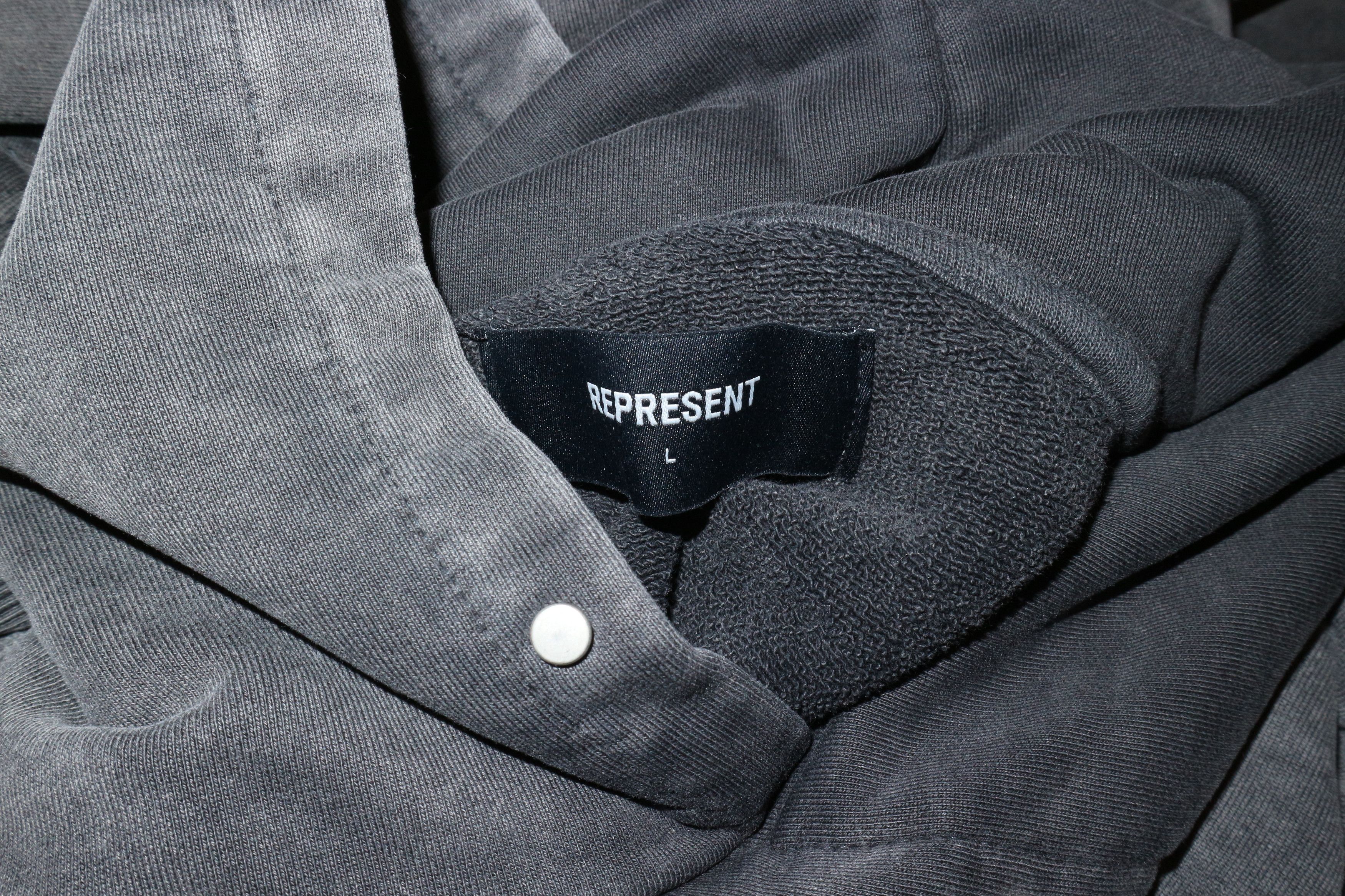 Represent Clo. Embroidered logo hoodie Size US L / EU 52-54 / 3 - 4 Thumbnail