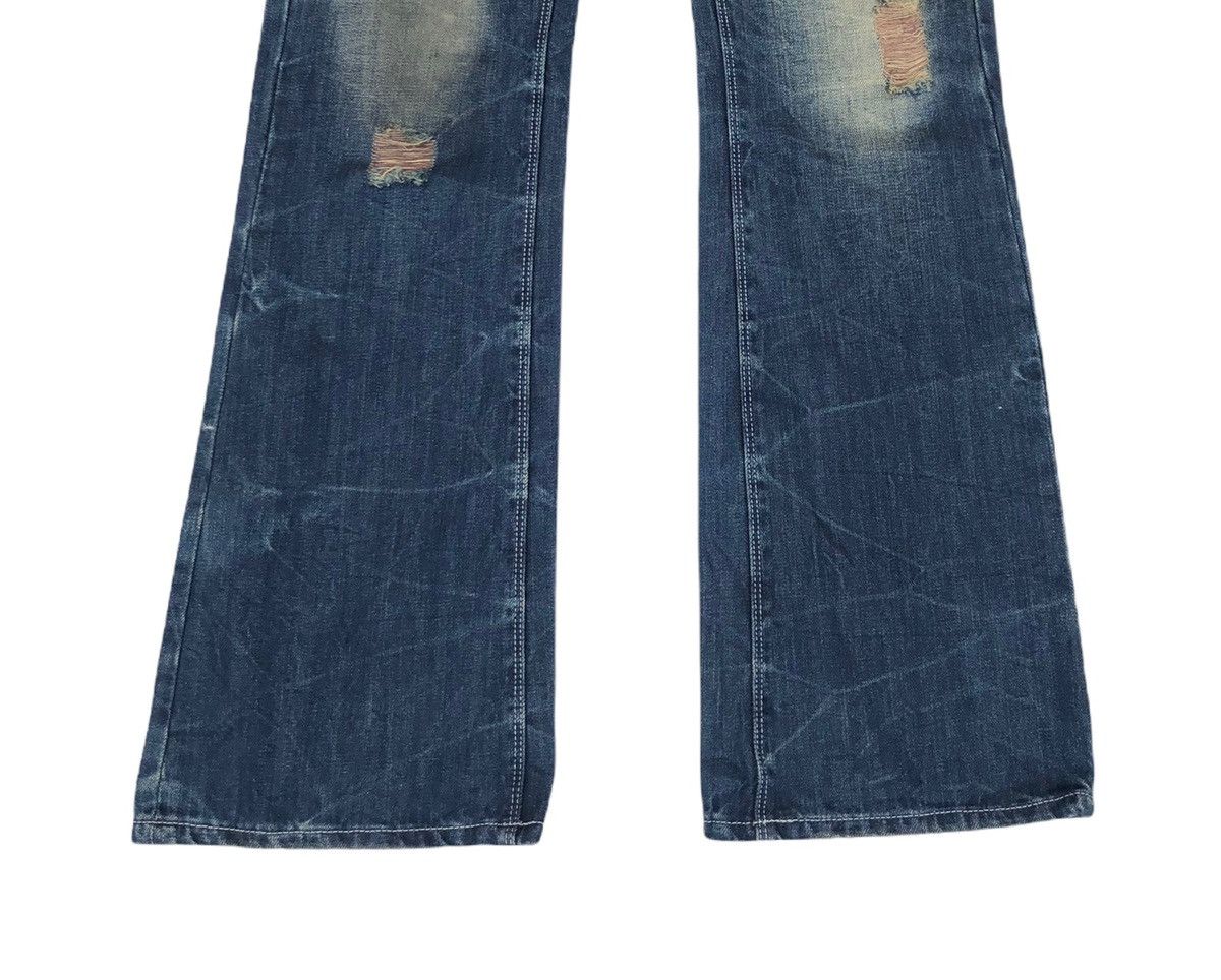 Japanese Brand 🔥Japanese Cavaria Distressed Flare Jeans Size US 30 / EU 46 - 4 Thumbnail