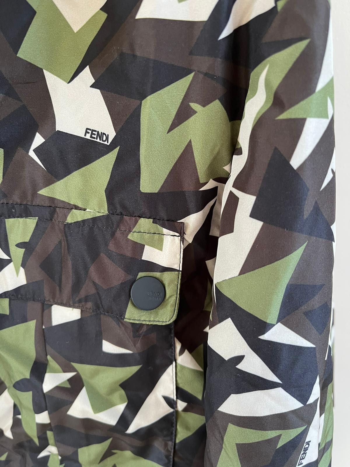 Fendi Jacket in Militray Design - Mulitcolor Size US L / EU 52-54 / 3 - 9 Thumbnail