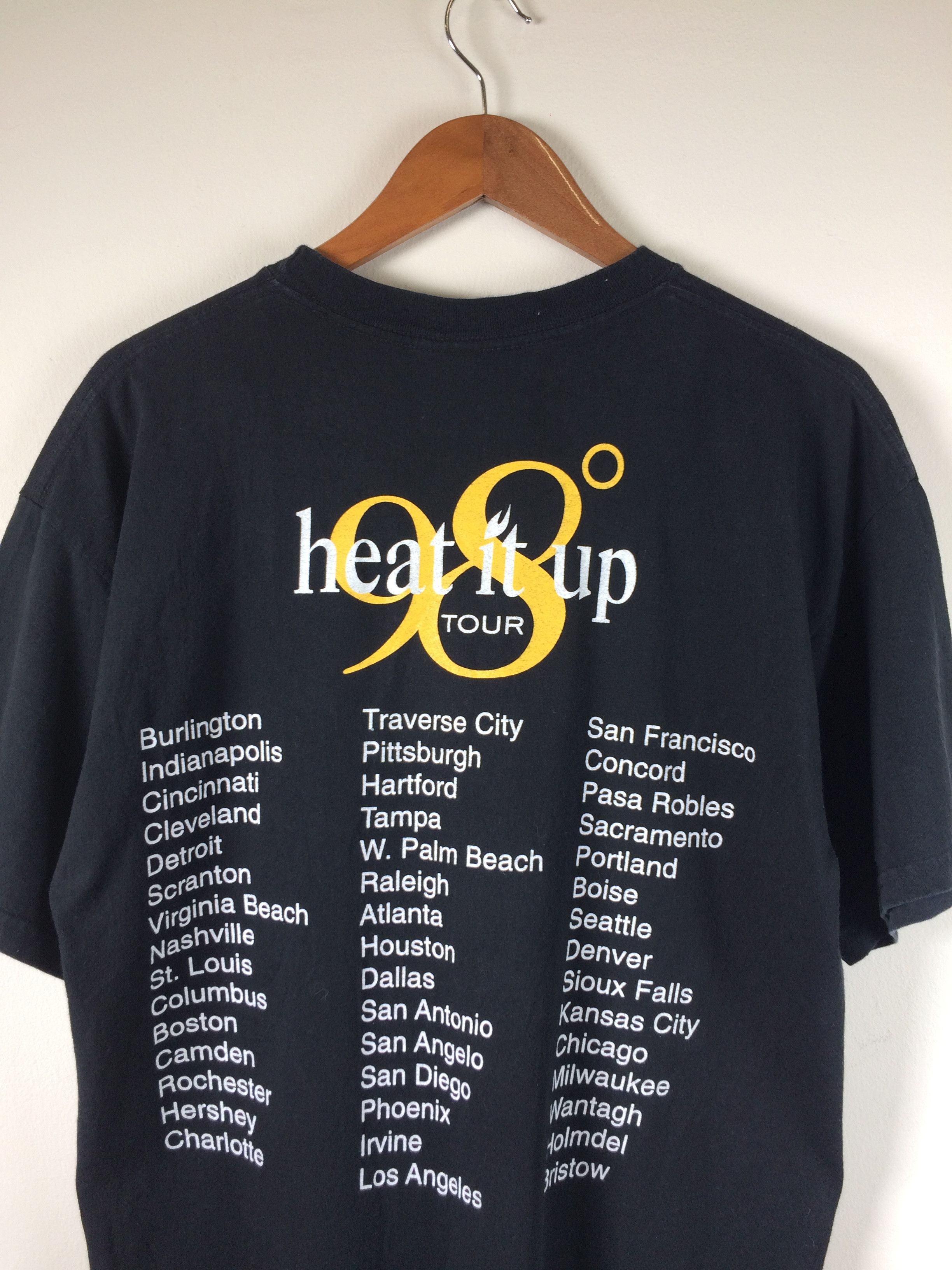 Band Tees × Vintage Vintage 90's 98 Degrees NSYNC Pop Group Promo Tour Tee Size US L / EU 52-54 / 3 - 5 Thumbnail