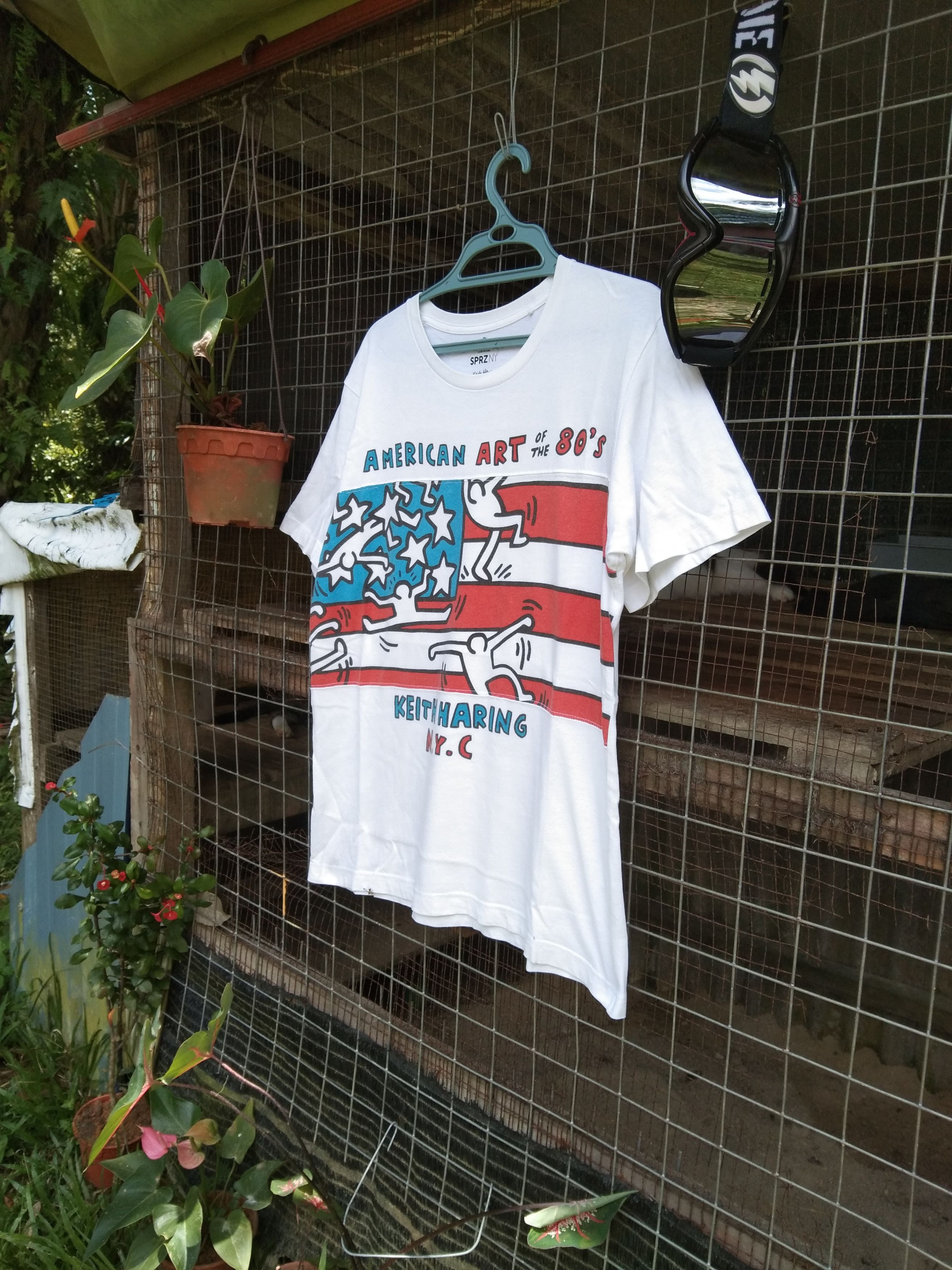 Keith Haring × Uniqlo KEITH HARING AMERICAN ART OF THE 80's T-SHIRT Size US M / EU 48-50 / 2 - 2 Thumbnail