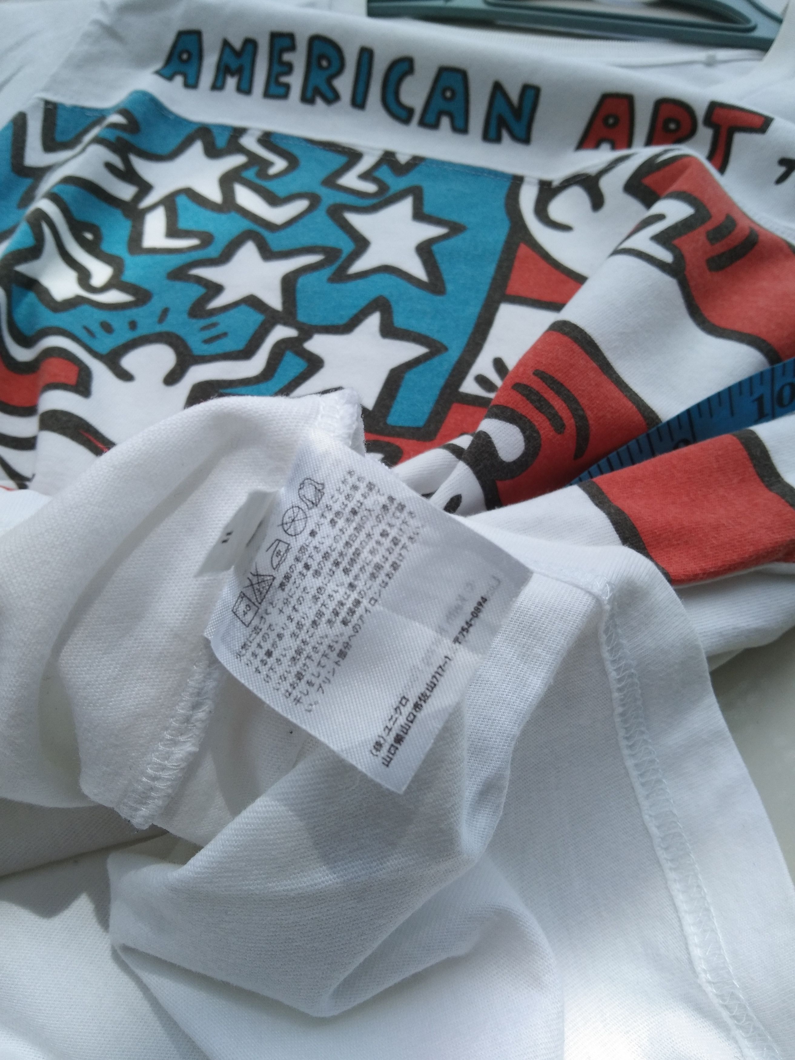 Keith Haring × Uniqlo KEITH HARING AMERICAN ART OF THE 80's T-SHIRT Size US M / EU 48-50 / 2 - 7 Thumbnail