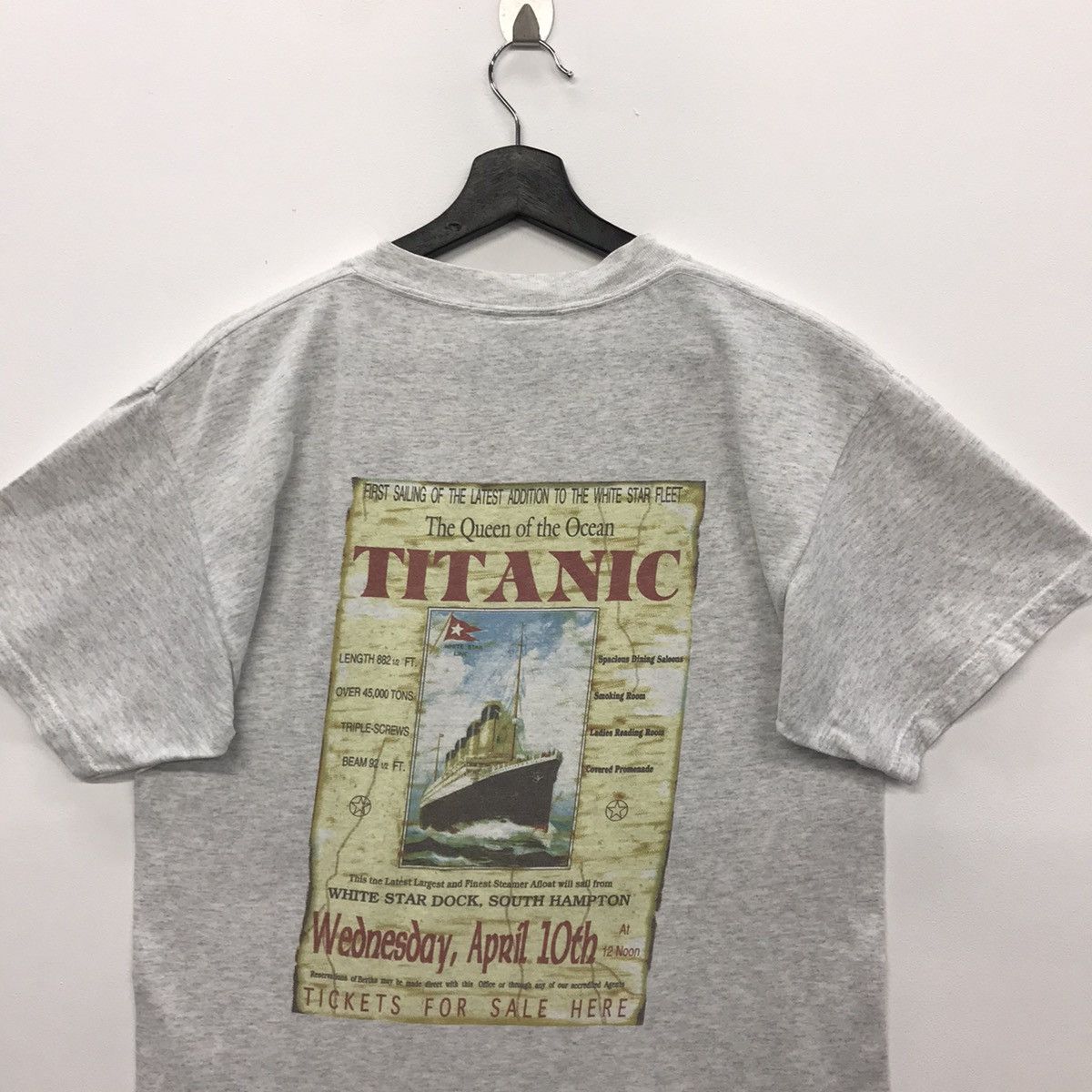 Vintage Rare!! Vintage Titanic Movie Ticket Graphic Tee Size US M / EU 48-50 / 2 - 9 Thumbnail