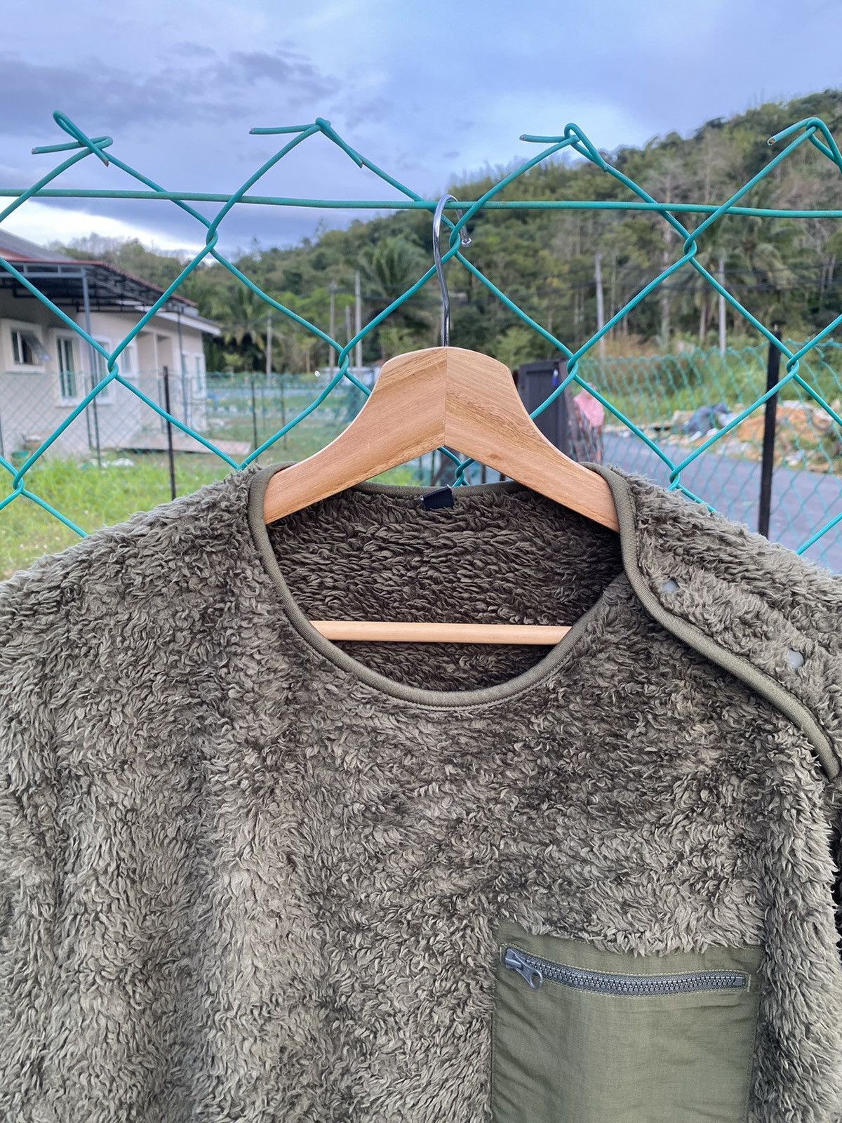Uniqlo Uniqlo Pullover Fleece Sweater Size US L / EU 52-54 / 3 - 3 Thumbnail