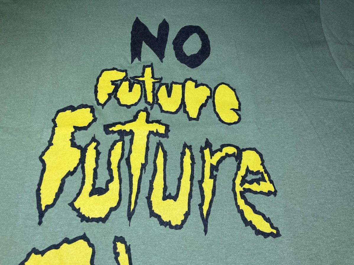 Supreme 2003 Supreme No Future Sex Pistols Tee Punk UK Graphic 90s Size US M / EU 48-50 / 2 - 3 Thumbnail
