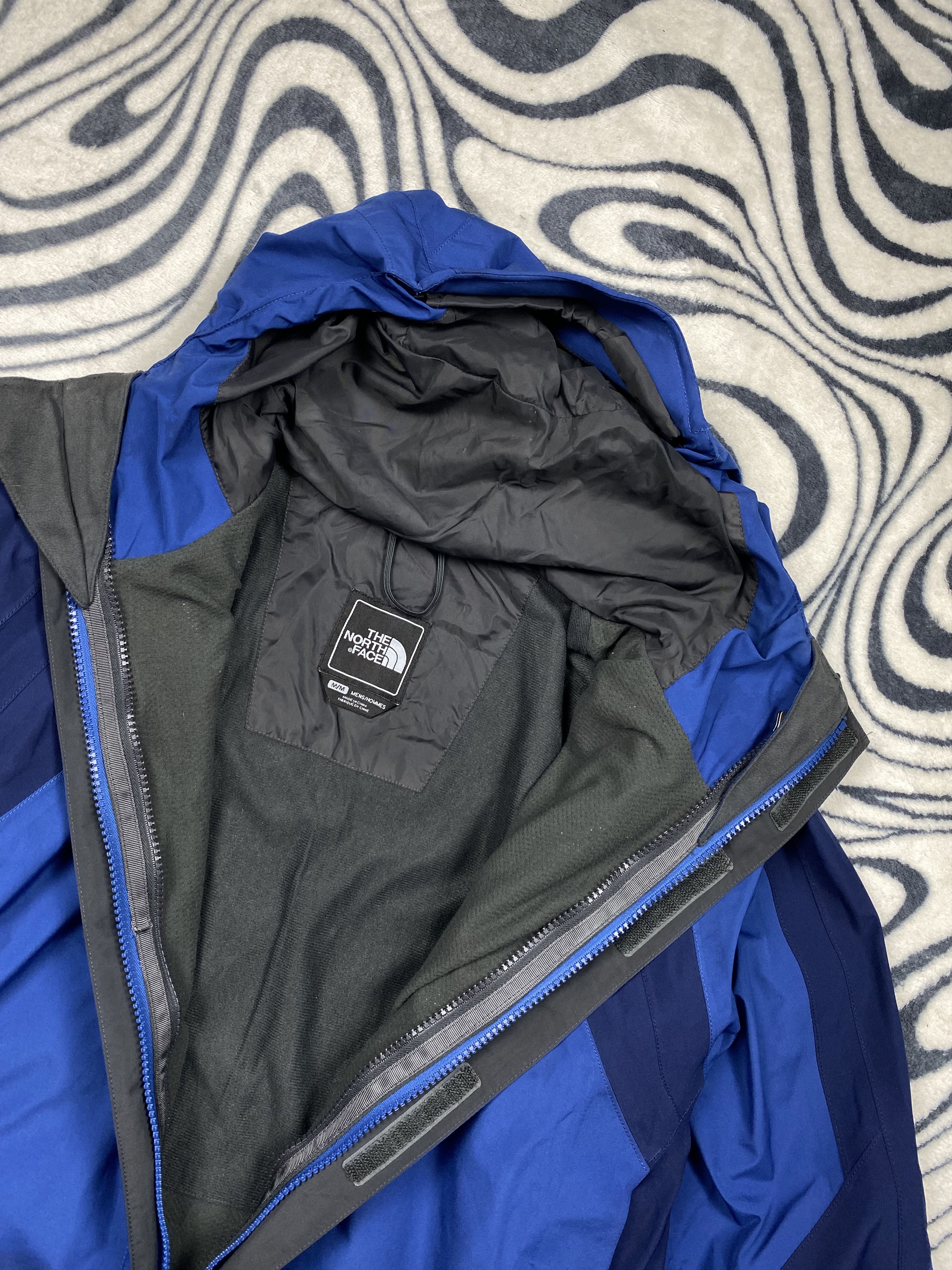 The North Face The North Face GoreTex Mens 3 in 1 Jacket with fleece lining Size US M / EU 48-50 / 2 - 8 Thumbnail