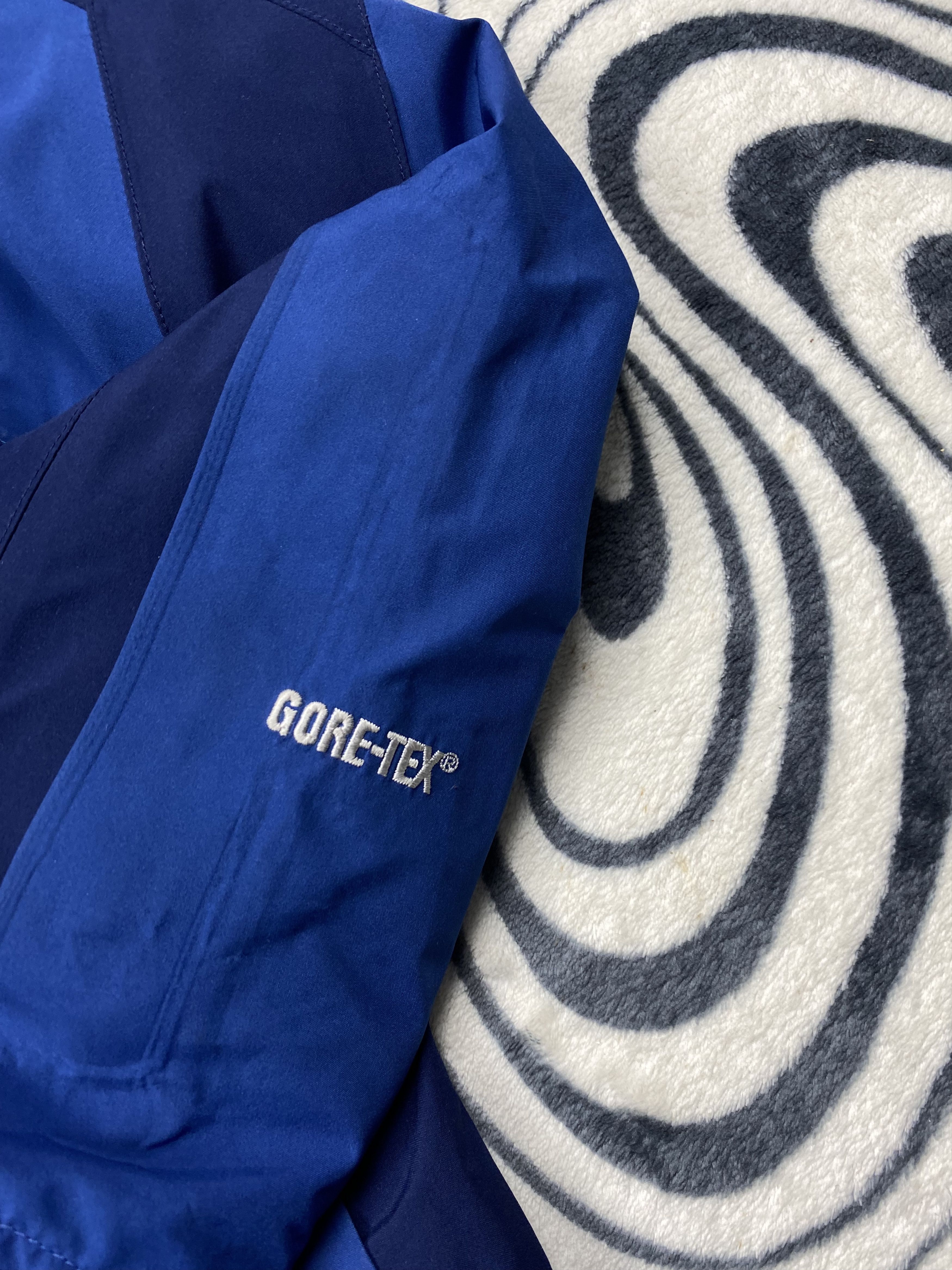 The North Face The North Face GoreTex Mens 3 in 1 Jacket with fleece lining Size US M / EU 48-50 / 2 - 5 Thumbnail