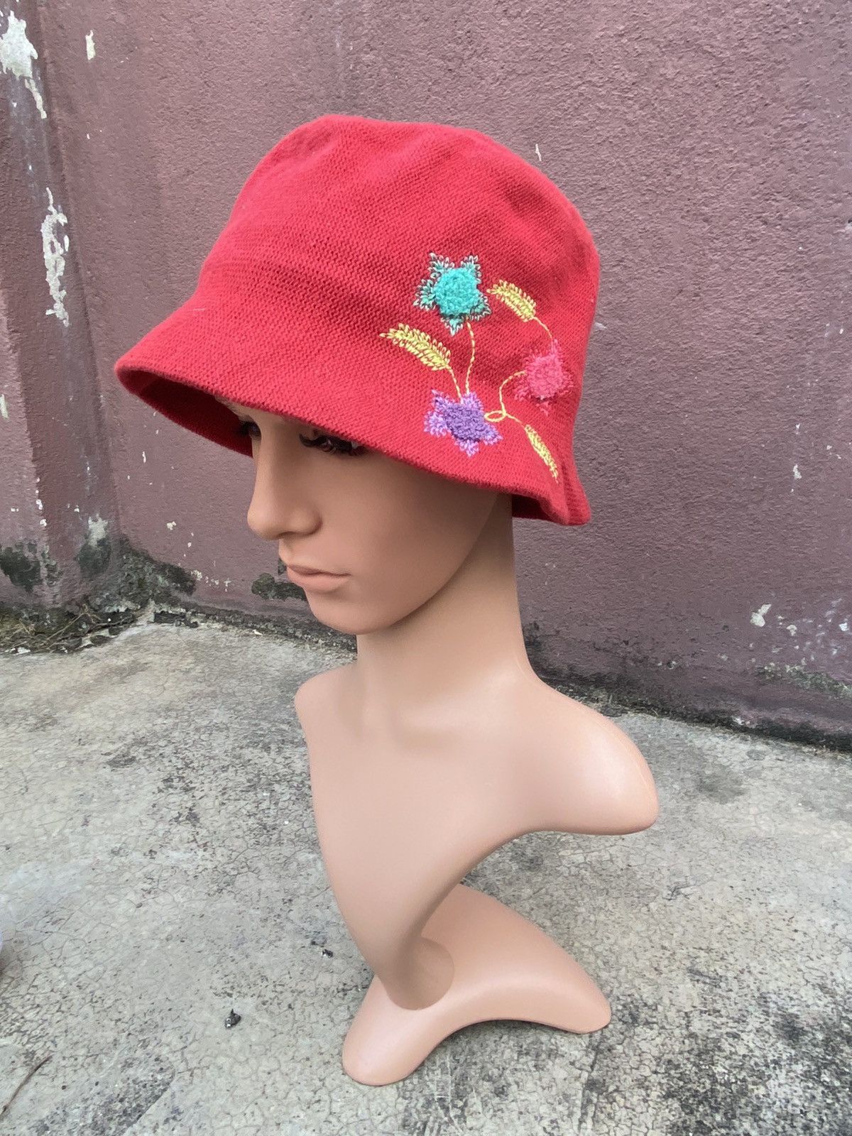 Kenzo VINTAGE KENZO HAND EMBROIDERY HAT Size ONE SIZE - 1 Thumbnail