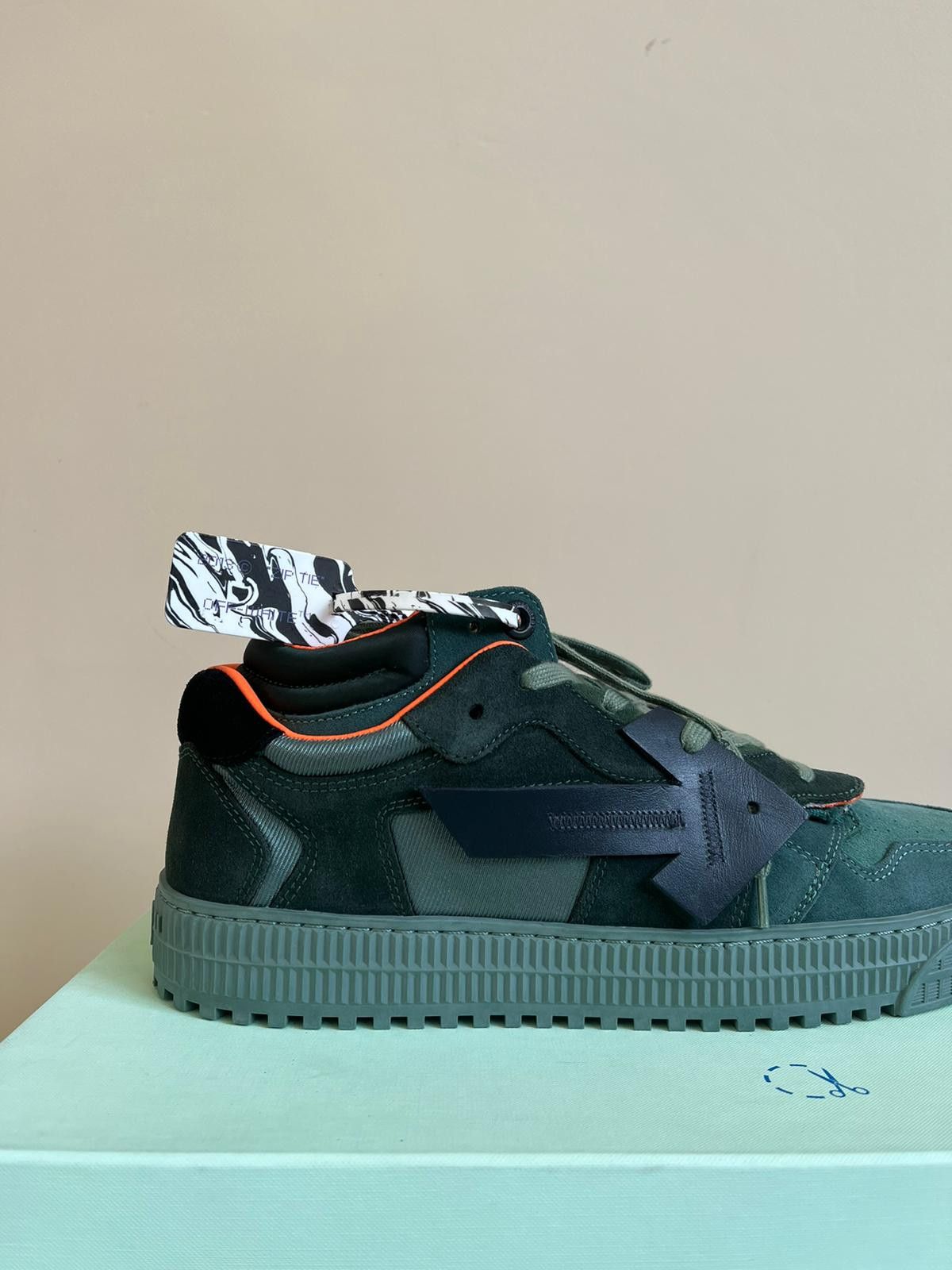 Off-White Off Court Low in Dark Green Color Size US 12 / EU 45 - 2 Thumbnail