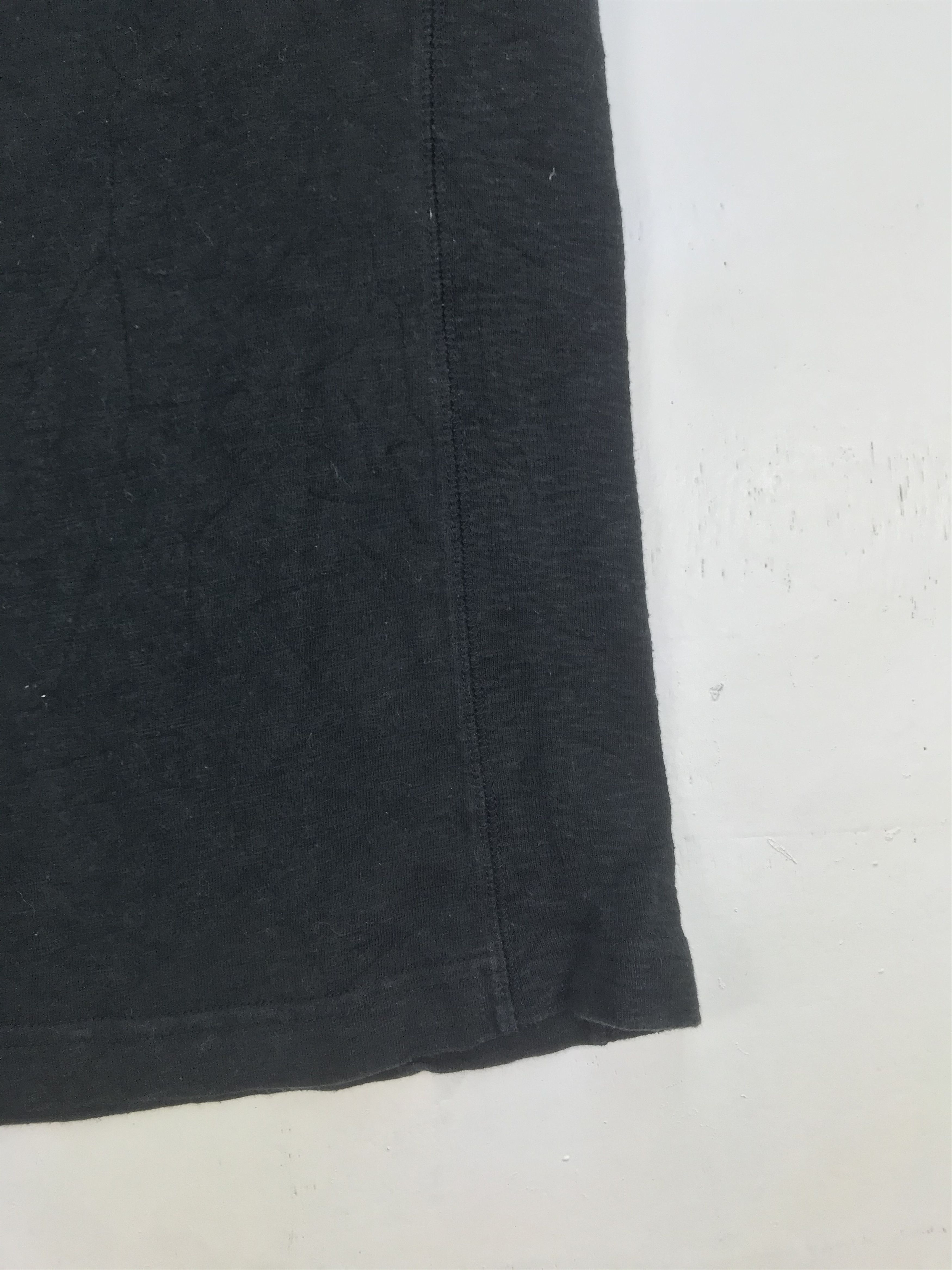Japanese Brand 1PIU1EGUALE3 V NECK LOGO SHIRT Size US L / EU 52-54 / 3 - 3 Thumbnail