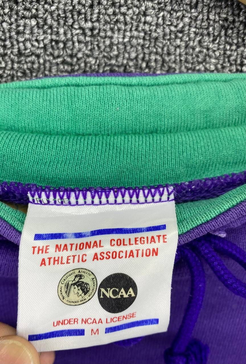 Descente Vintage Ncaa Athletics Collegiate By Descente Sweatshirts Size US M / EU 48-50 / 2 - 7 Thumbnail