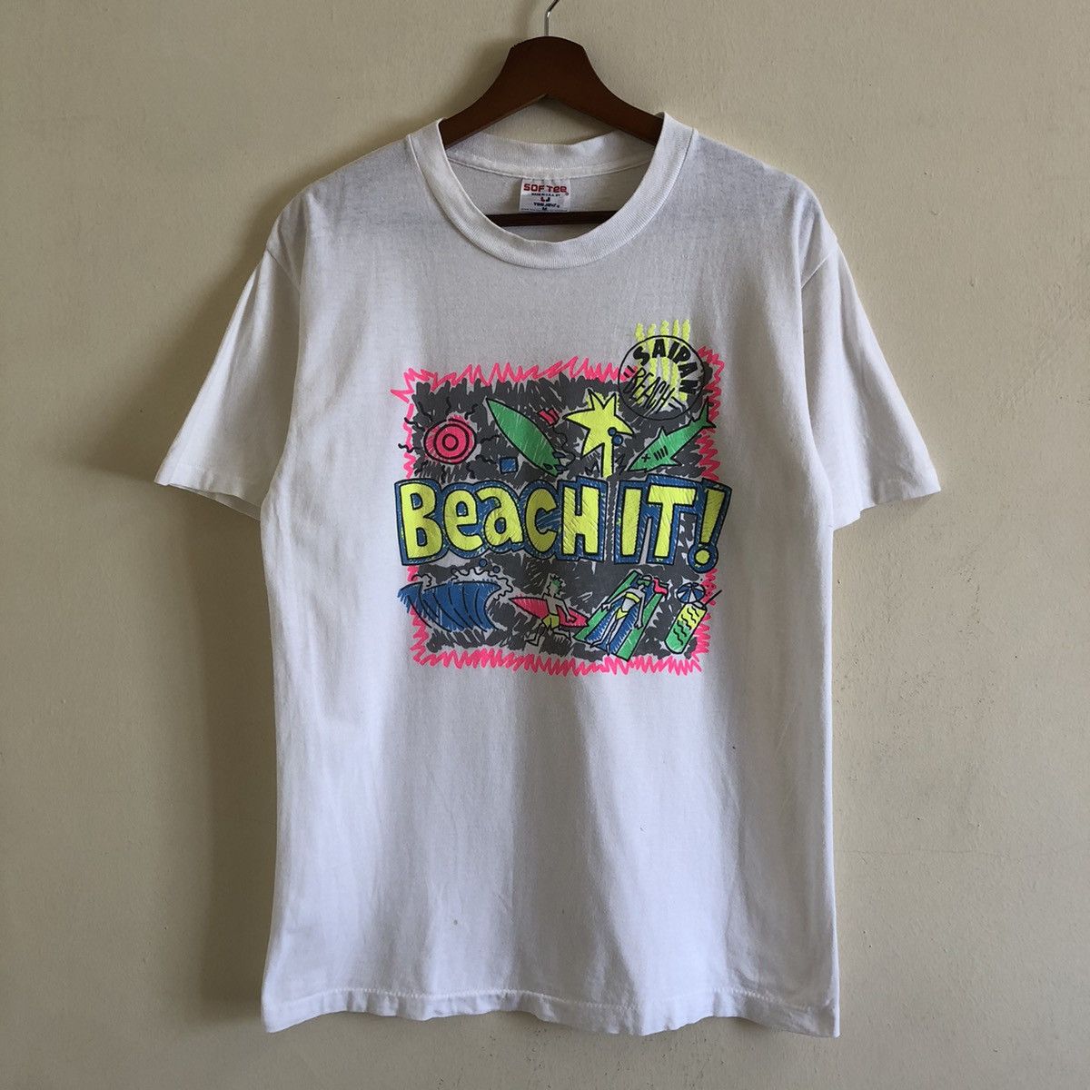 Vintage 90’ Big Print Saipan Beach Single stitch Tee