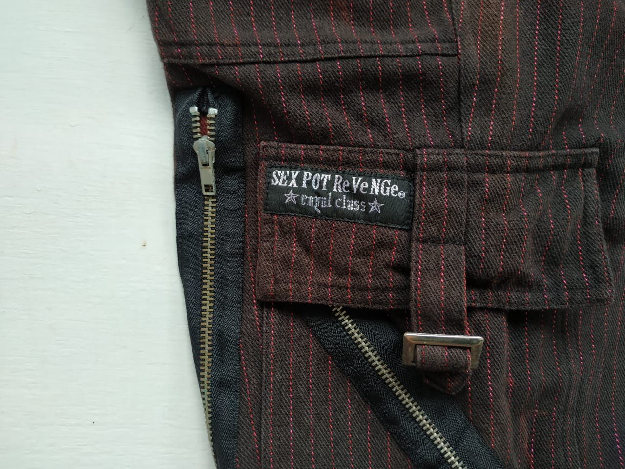 Japanese Brand Sexpot Revenge Red-shining Pinstripe Bondage Pants Size US 30 / EU 46 - 22 Thumbnail