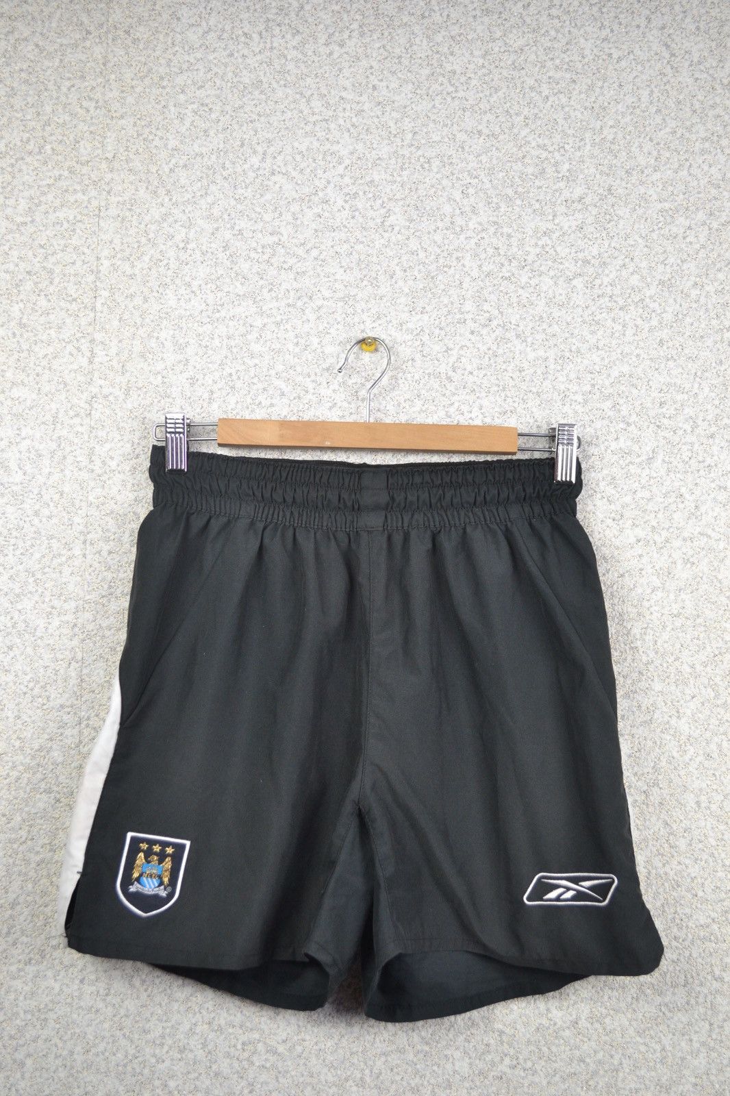 Reebok × Vintage Vintage Manchester City 2003 2004 2005 shorts soccer Reebok Size US 26 / EU 42 - 1 Thumbnail