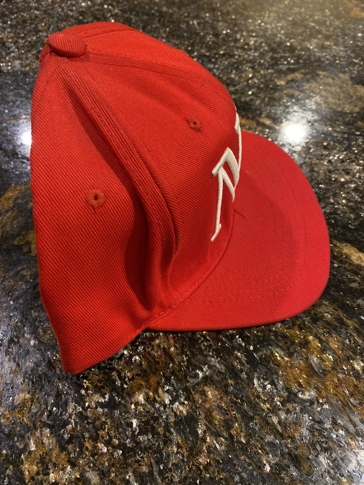 40oz NYC 40 oz Van NY Red Snapback Hat Size ONE SIZE - 3 Thumbnail
