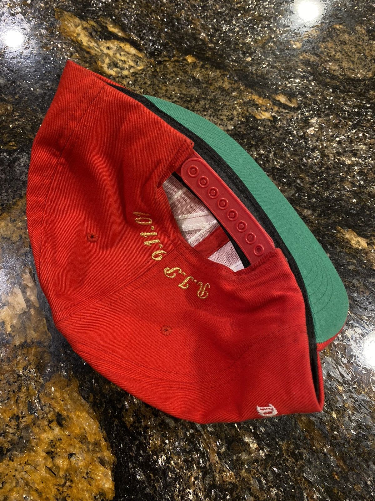 40oz NYC 40 oz Van NY Red Snapback Hat Size ONE SIZE - 4 Thumbnail