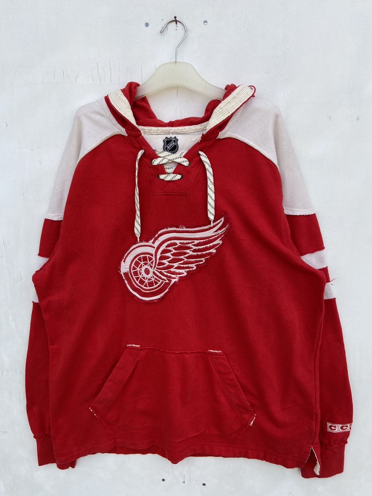 Japanese Brand DETROIT RED WING RARE DESIGN HOODIE X CCM Size US XL / EU 56 / 4 - 2 Thumbnail