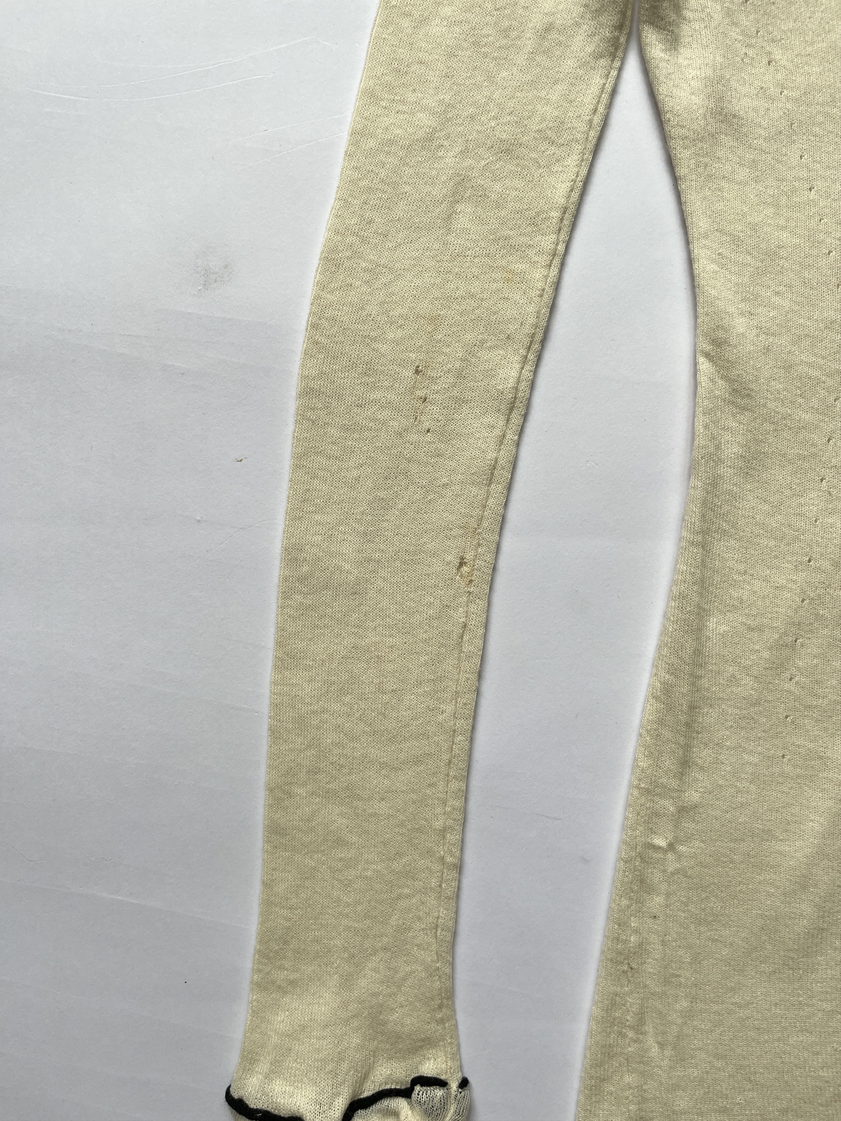 Ann Demeulemeester ⚡️QUICK SALE⚡️ Ann Demeulemeester cream long-sleeve cardigan Size S / US 4 / IT 40 - 6 Thumbnail