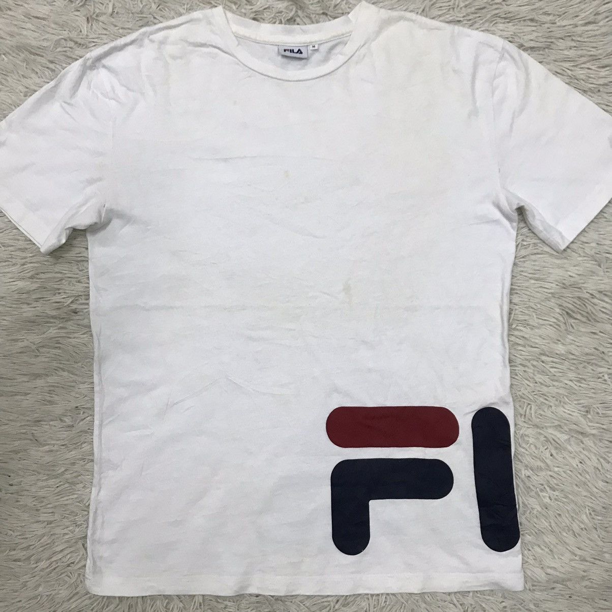 Fila VINTAGE FILA SIDE LOGO TSHIRT Size US M / EU 48-50 / 2 - 9 Thumbnail