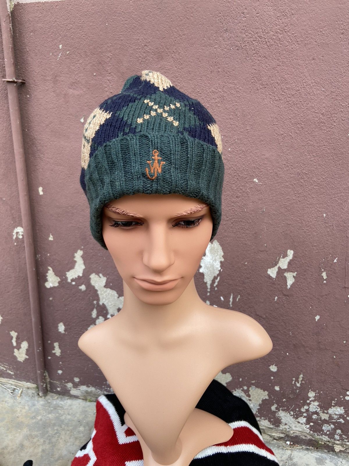 JW Anderson × Uniqlo J.W. Anderson Beanie Hat Size ONE SIZE - 2 Thumbnail