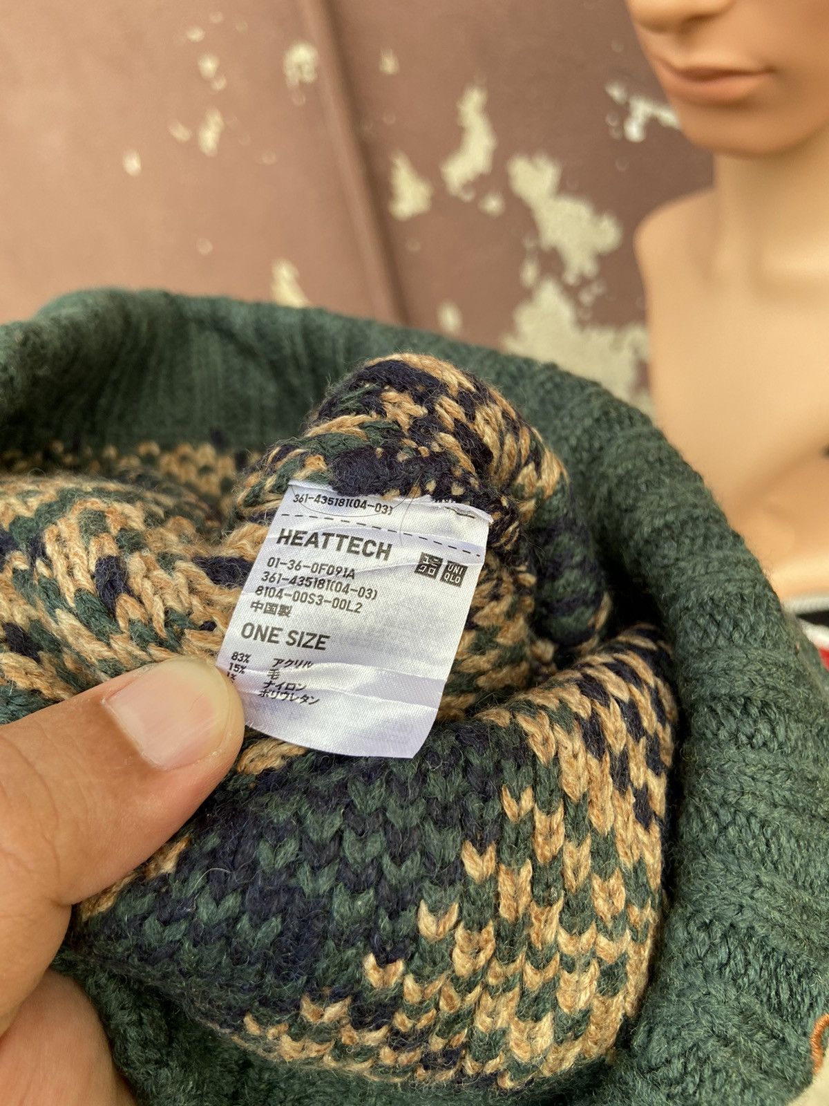 JW Anderson × Uniqlo J.W. Anderson Beanie Hat Size ONE SIZE - 4 Thumbnail